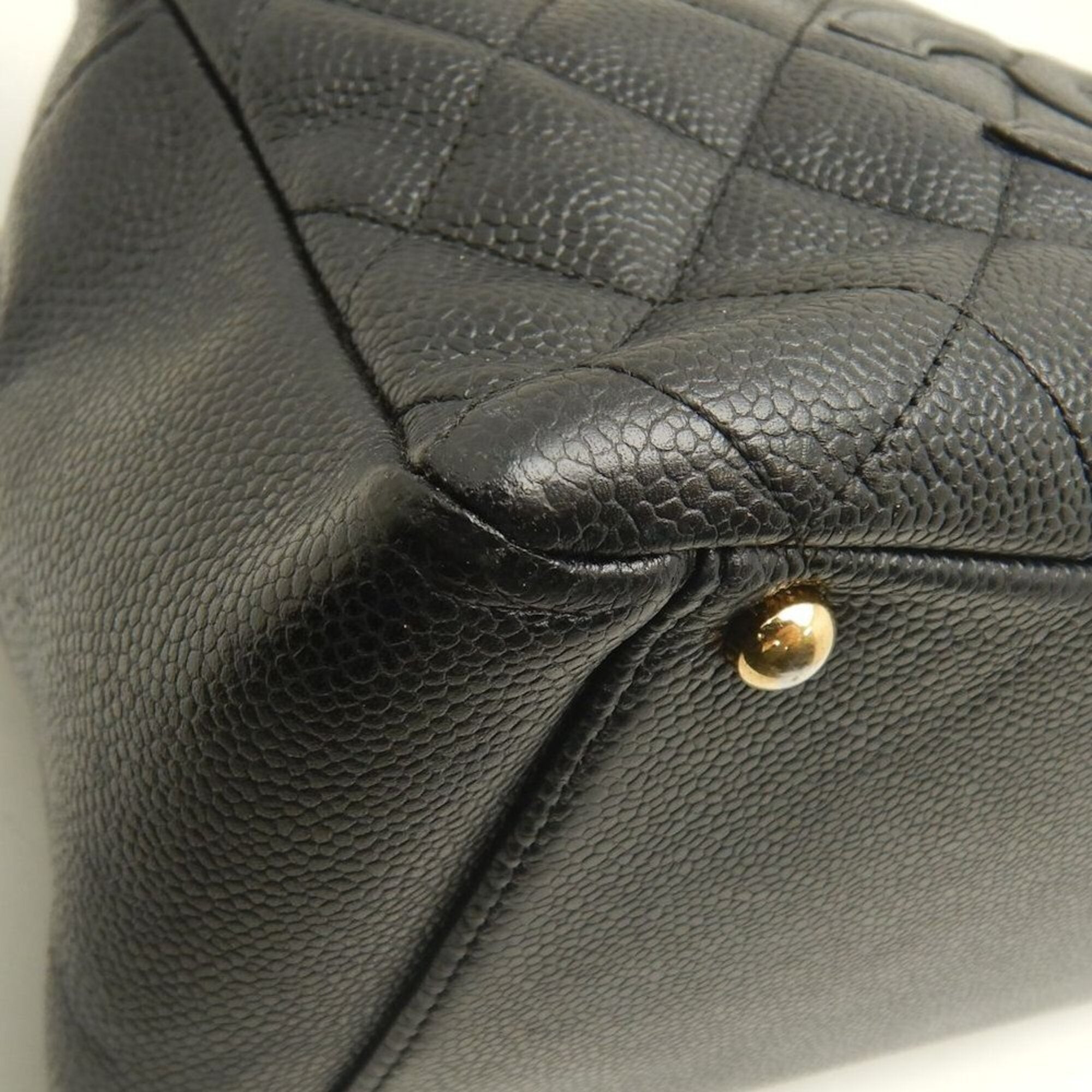 Chanel Matelasse Black Grained Calfskin Tote Bag (Pre-Owned)