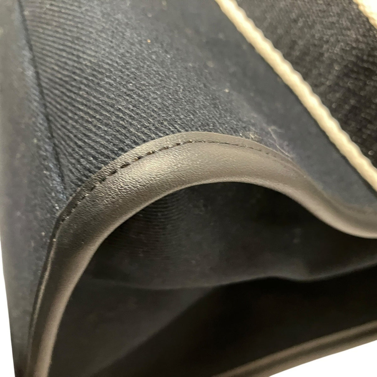 Emporio Armani Navy Canvas Shoulder Bag (Pre-Owned)