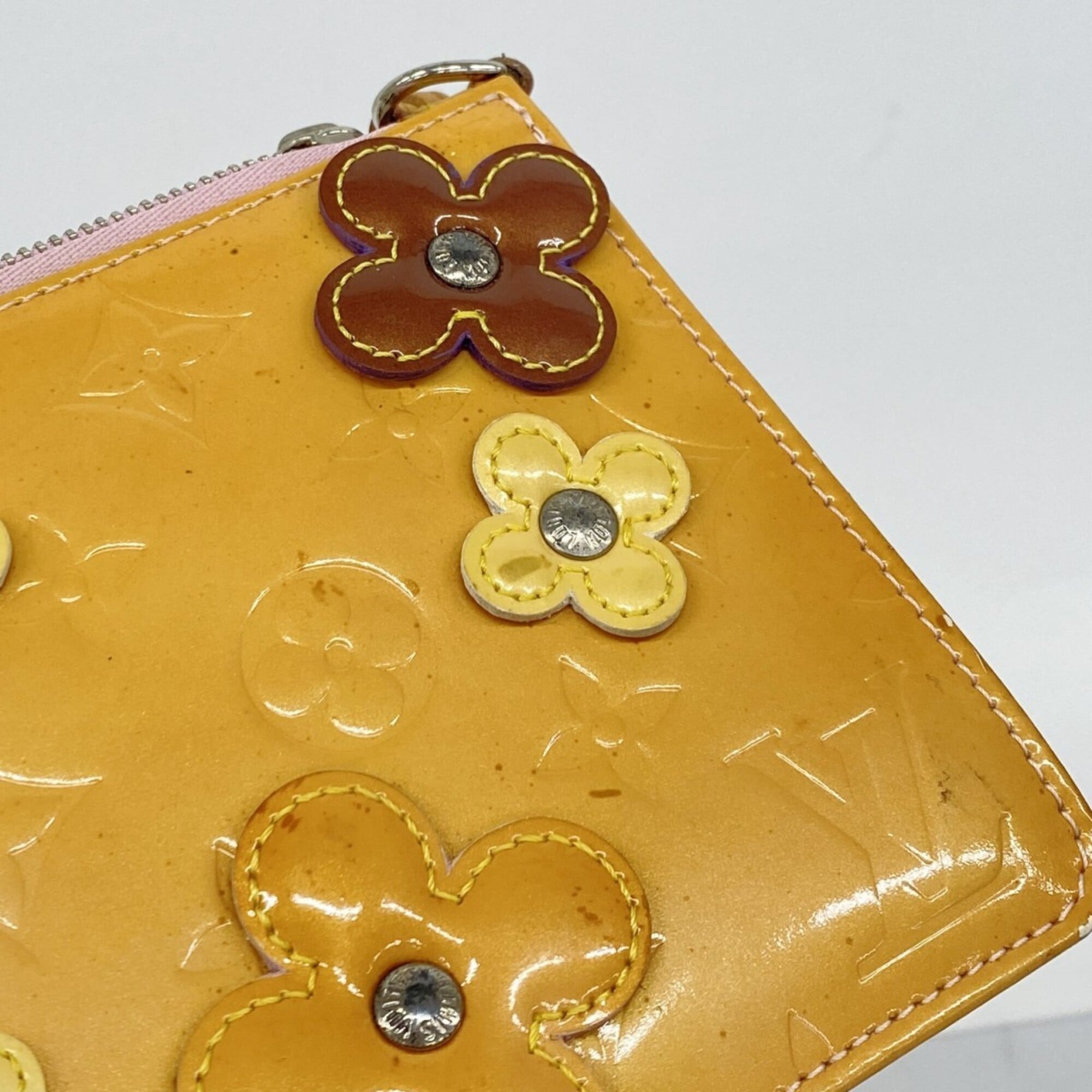 Louis Vuitton Pink Pouch (Pre-Owned)
