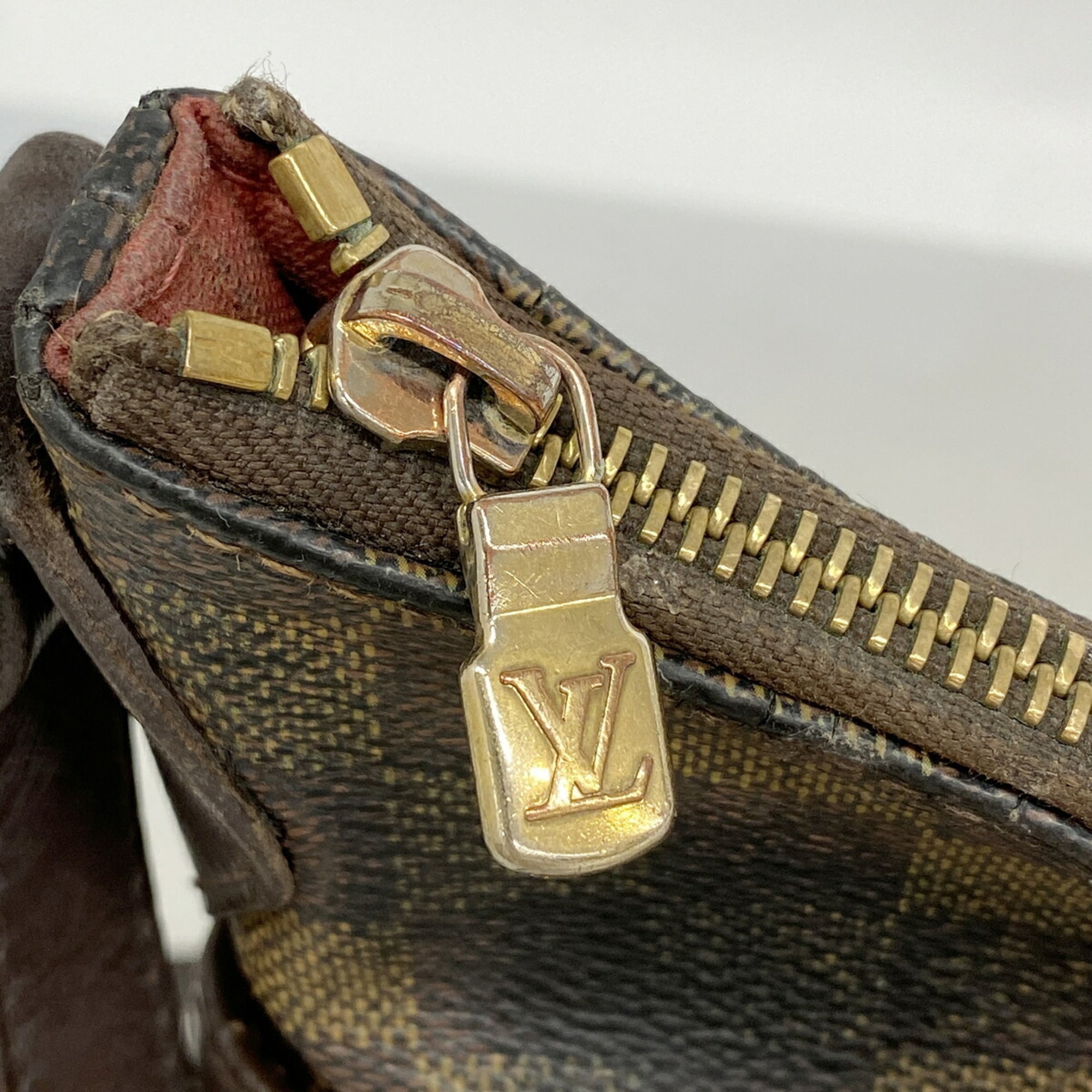 Louis Vuitton Ebene Shoulder Bag (Pre-Owned)