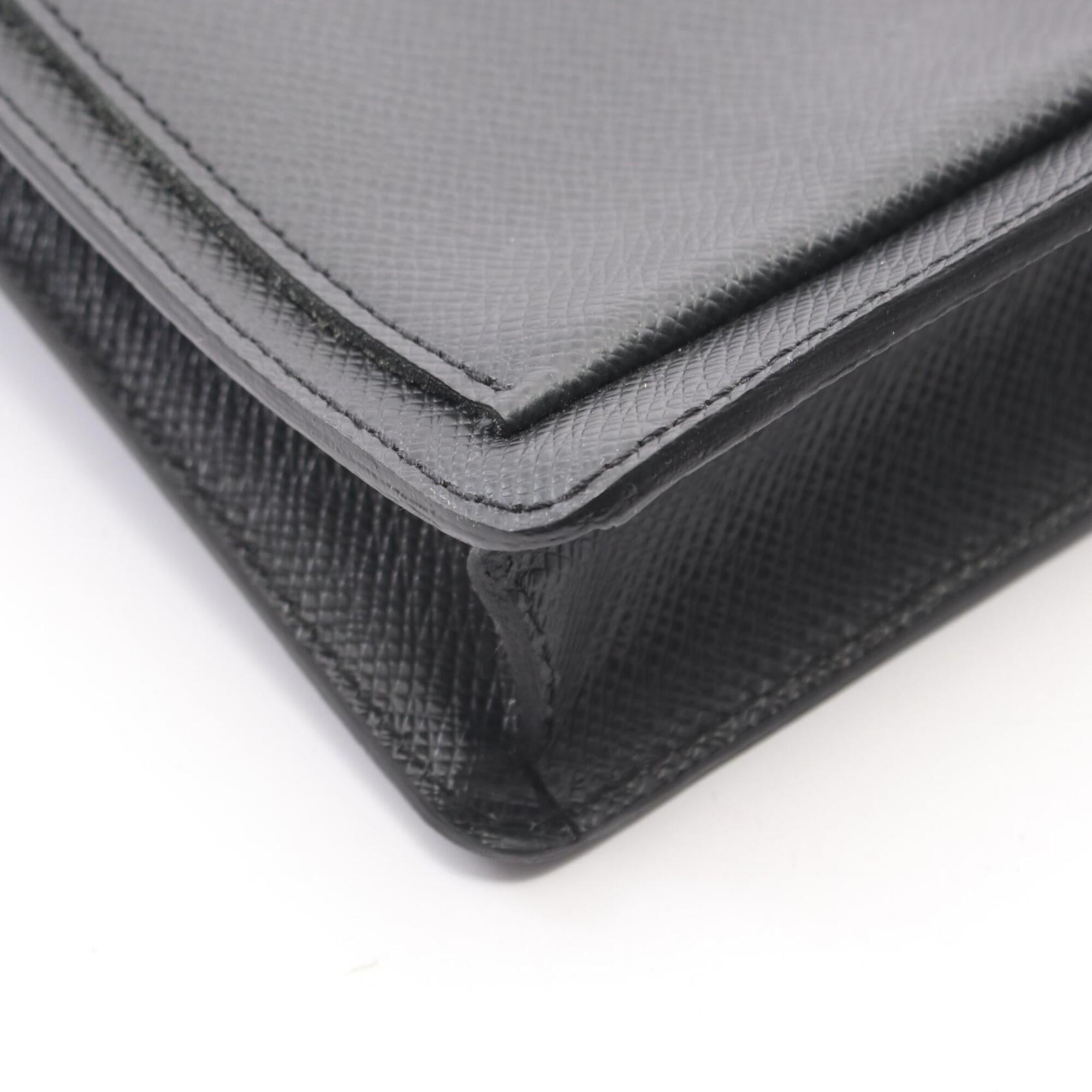 Louis Vuitton Ardoise Black Taiga Leather Leather Clutch Bag Handbag (Pre-Owned)