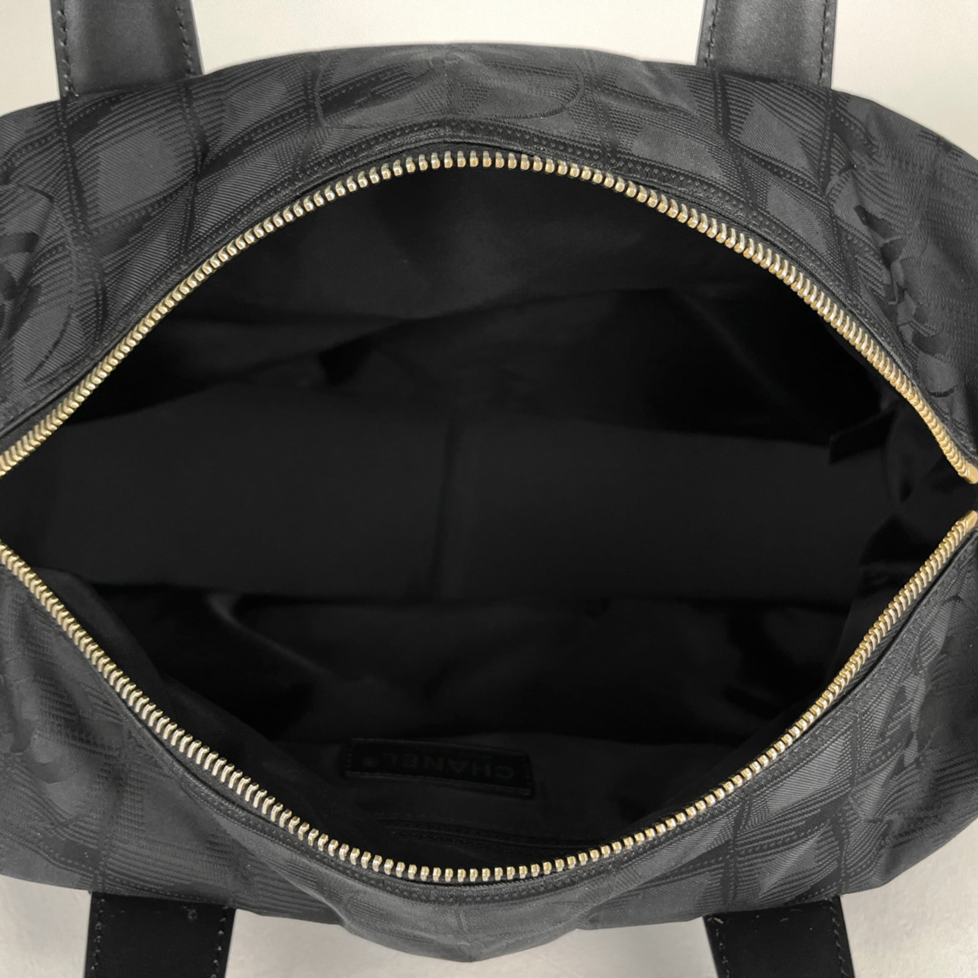 Chanel New Travel Line Black Jacquard Nylon Leather Handbag (Pre-Owned)