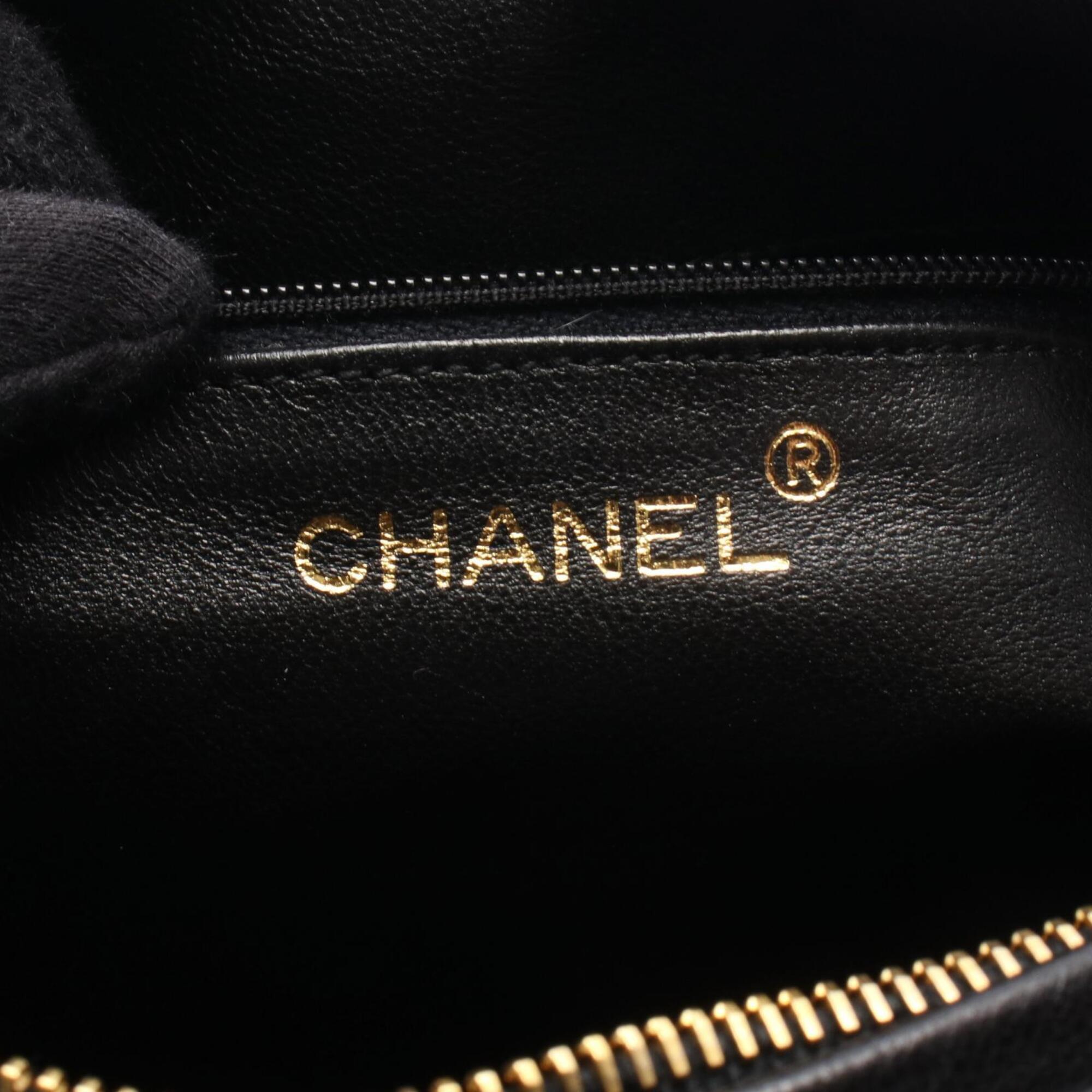 Chanel Black Leather Handbag Shoulder Bag (Pre-Owned)