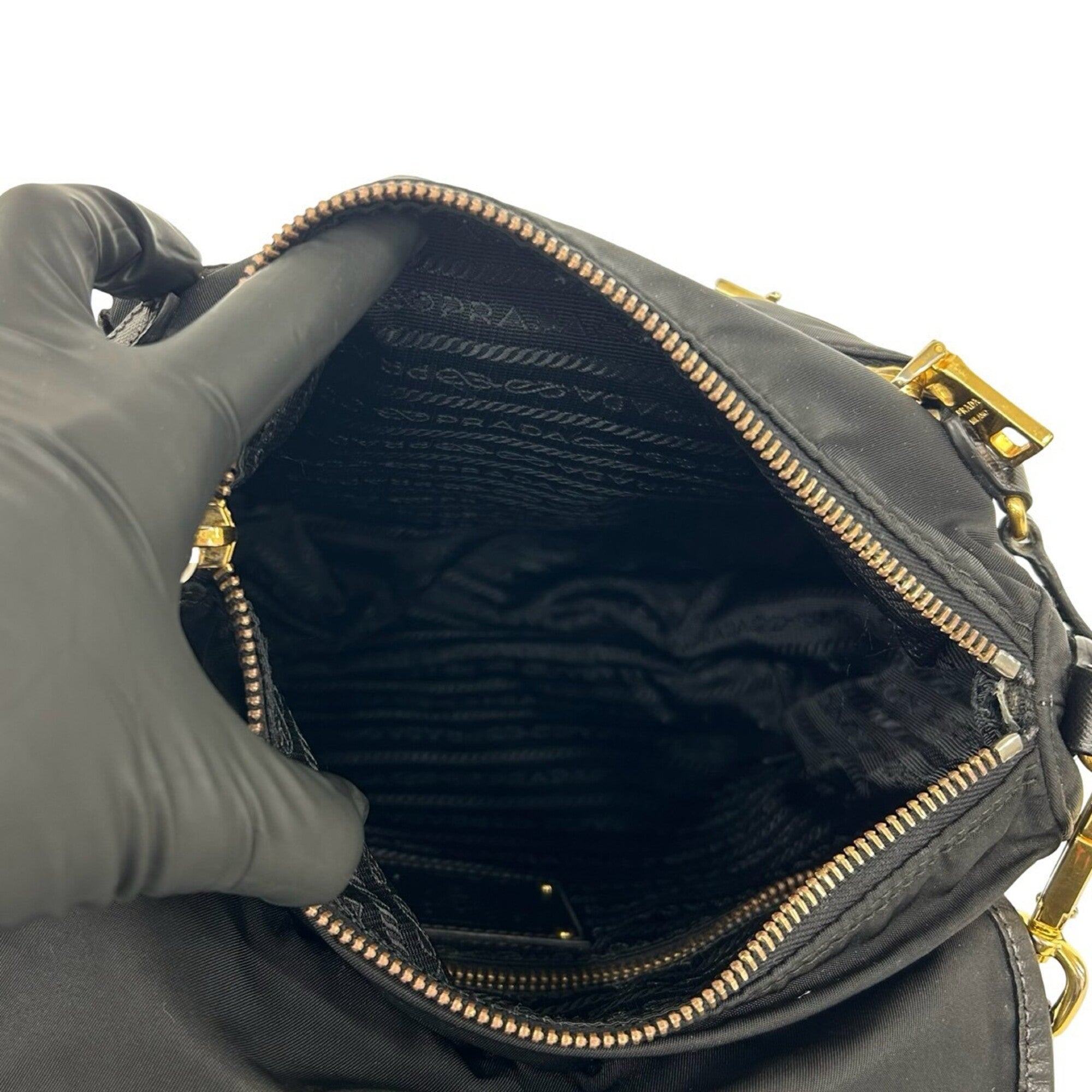 Prada Black Nylon Leather Pochette Shoulder Bag (Pre-Owned)