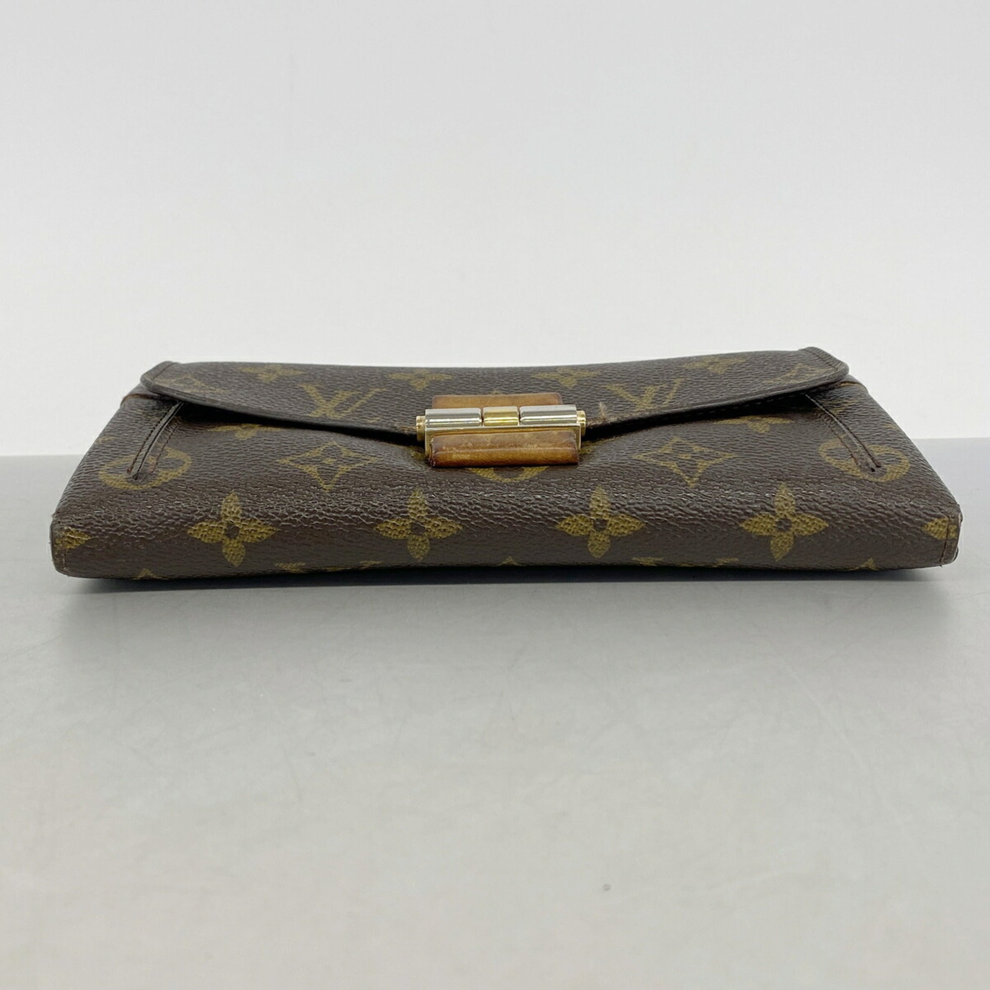 Louis Vuitton Quetsche Long Wallet (Bi-Fold) (Pre-Owned)