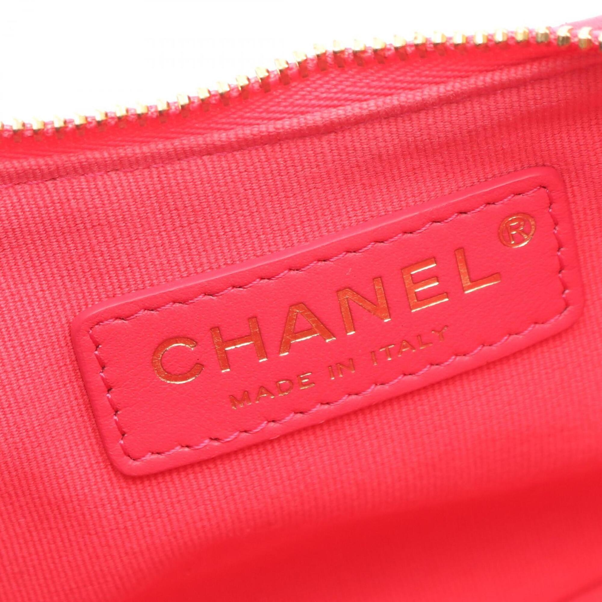 Chanel Matelasse Pink Leather Shoulder Bag (Pre-Owned)