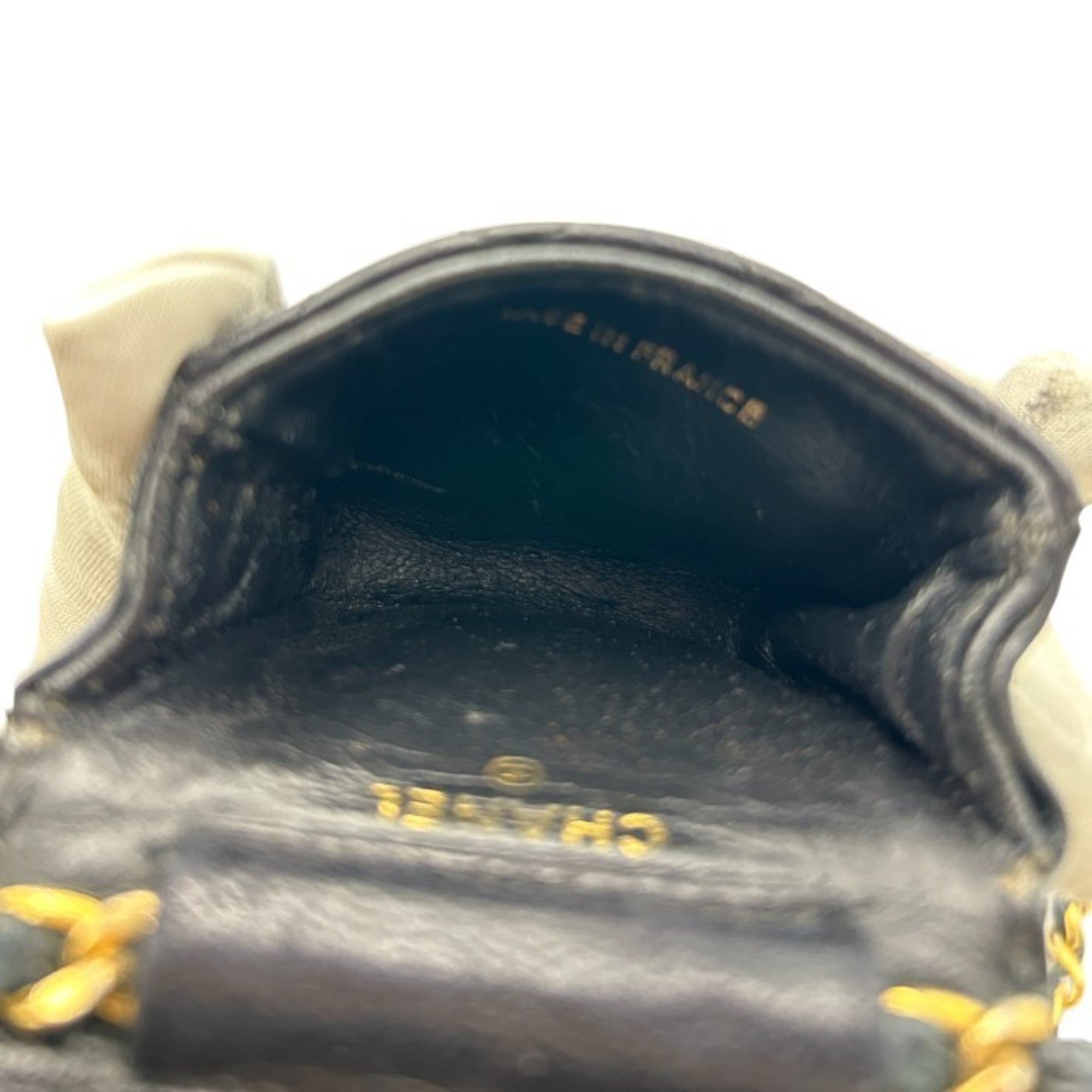 Chanel Black Shoulder Bag (Pre-Owned)