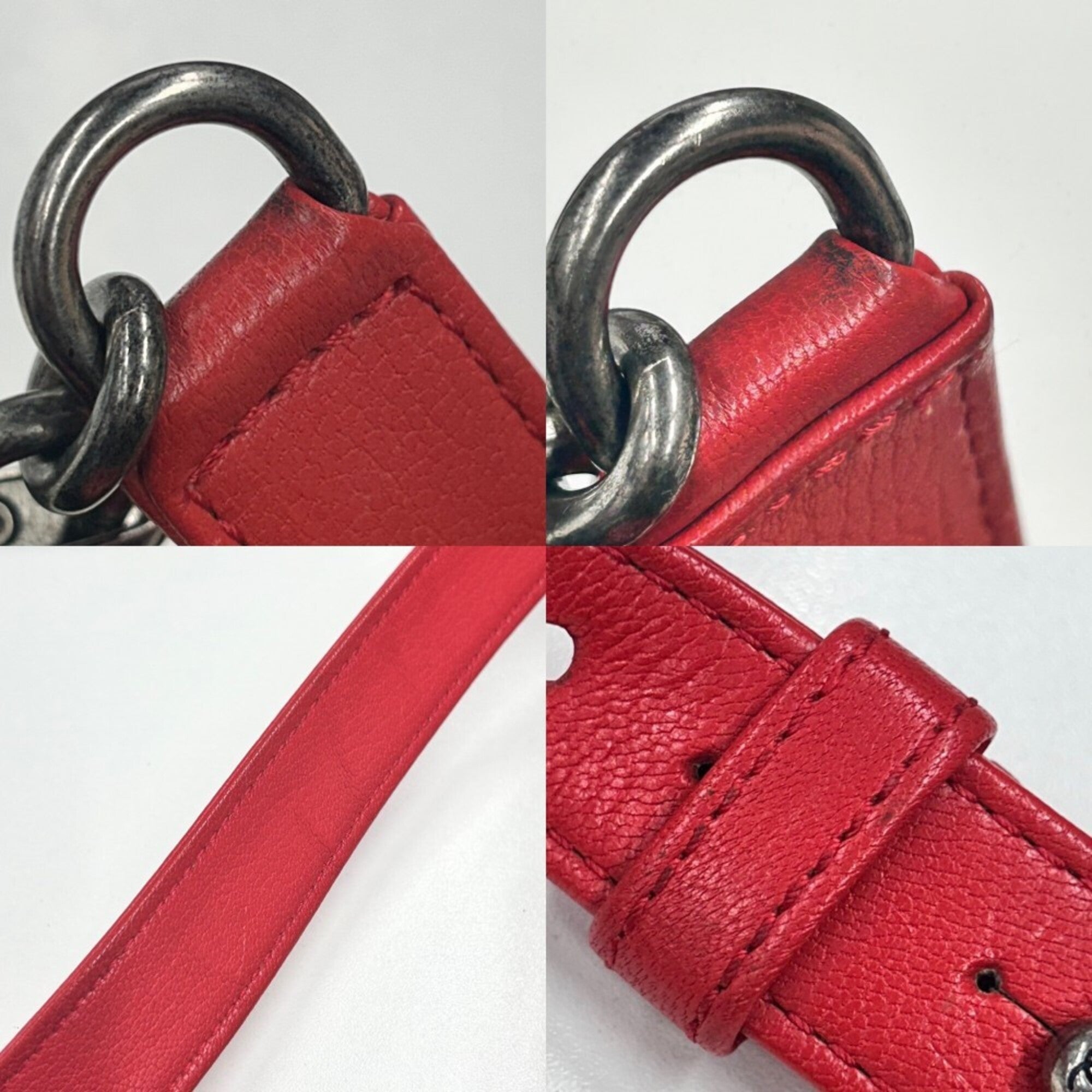 Chanel Red Color Leather Shoulder Bag (Pre-Owned)