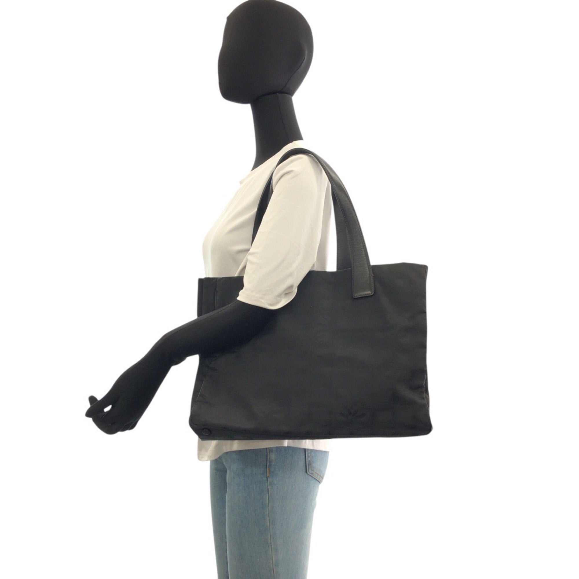 Chanel Black Nylon Leather Shoulder Bag Tote Bag (Pre-Owned)