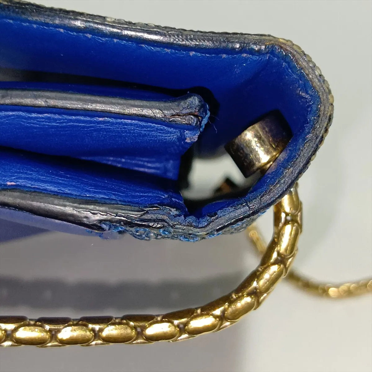 Bvlgari Blue Leather Crossbody Bag Shoulder Bag (Pre-Owned)