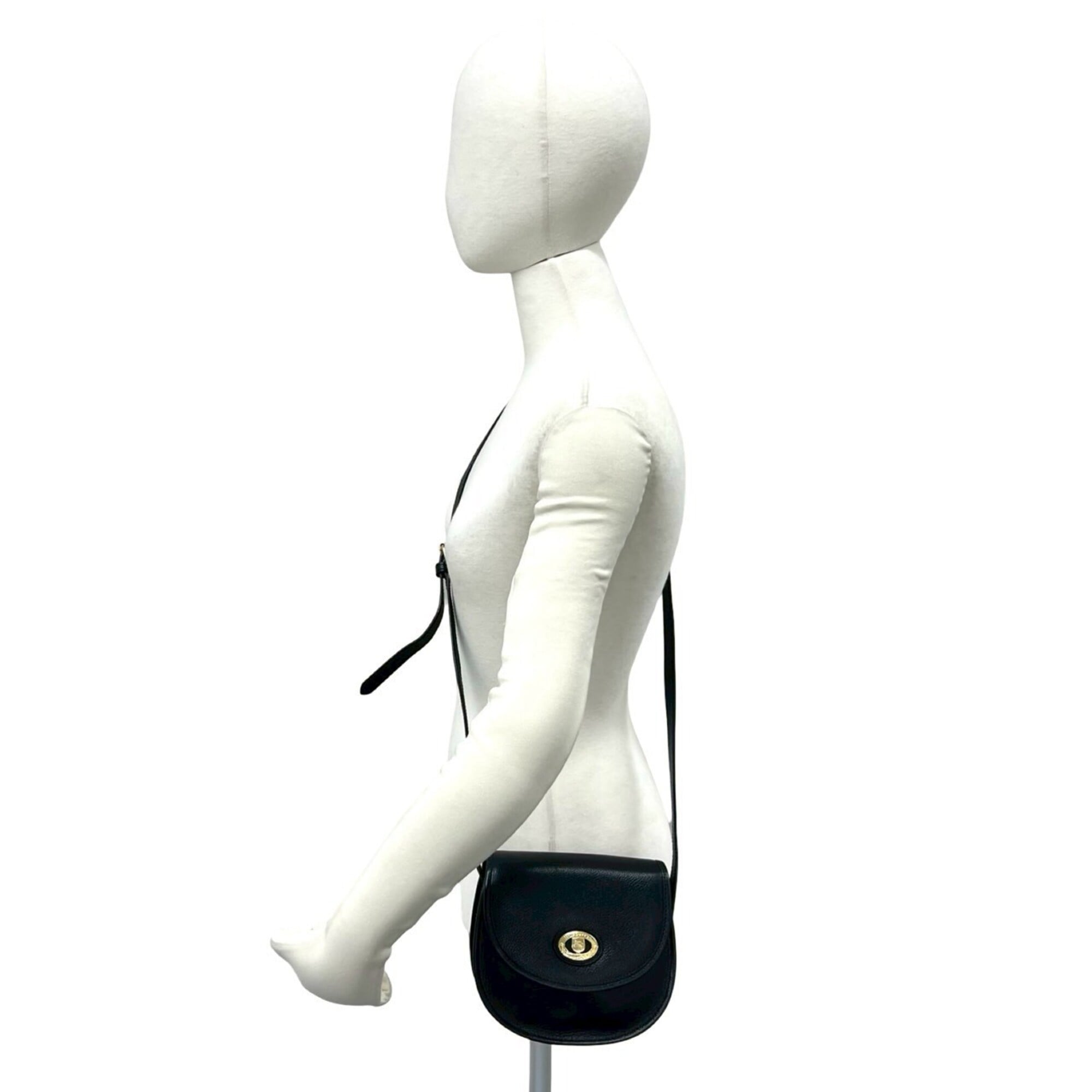 Burberry Black Leather Shoulder Bag (Pre-Owned)