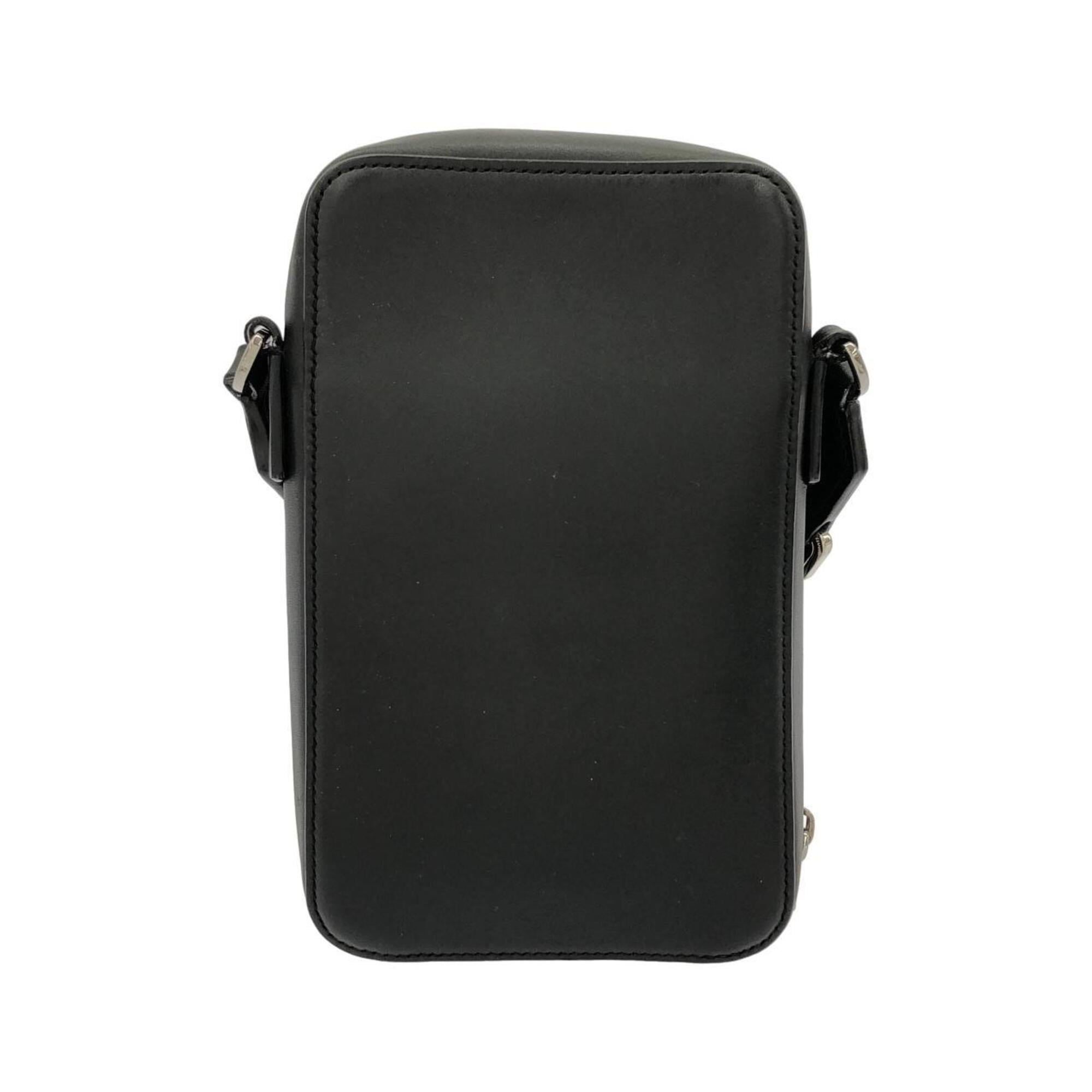Loewe Black Leather Shoulder Bag (Pre-Owned)