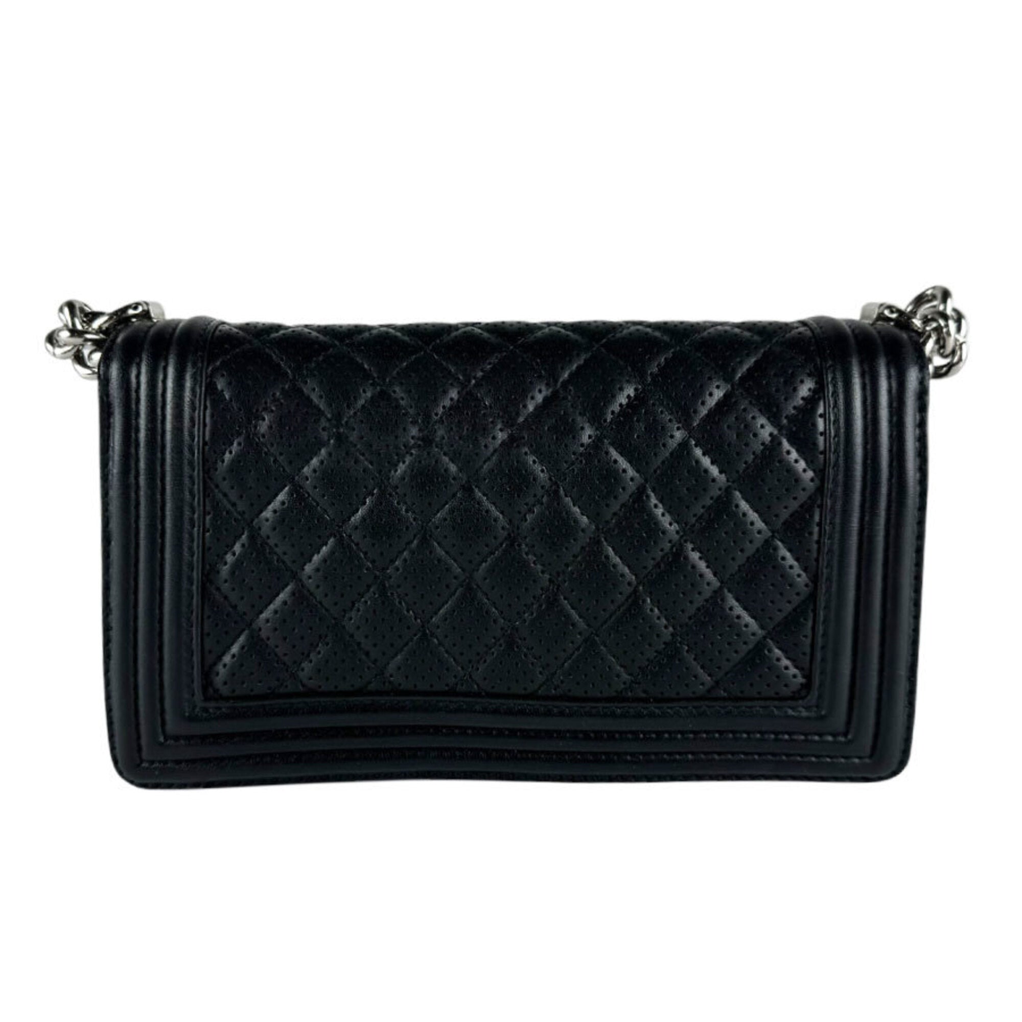 Chanel Black Leather Shoulder Bag (Pre-Owned)