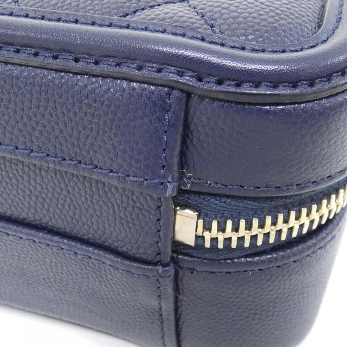 Chanel Navy Grained Calfskin Handbag (Pre-Owned)