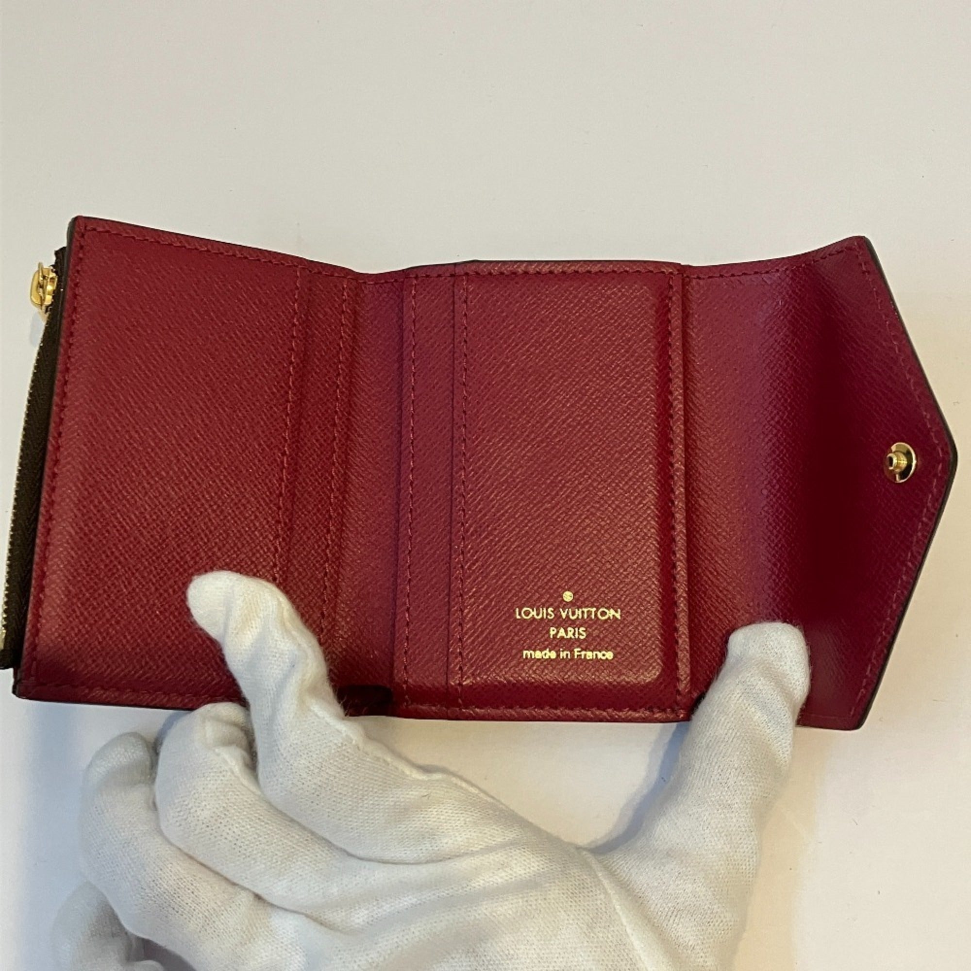 Louis Vuitton Brown Fuchsia Monogram Leather Wallet (Bi-Fold) (Pre-Owned)