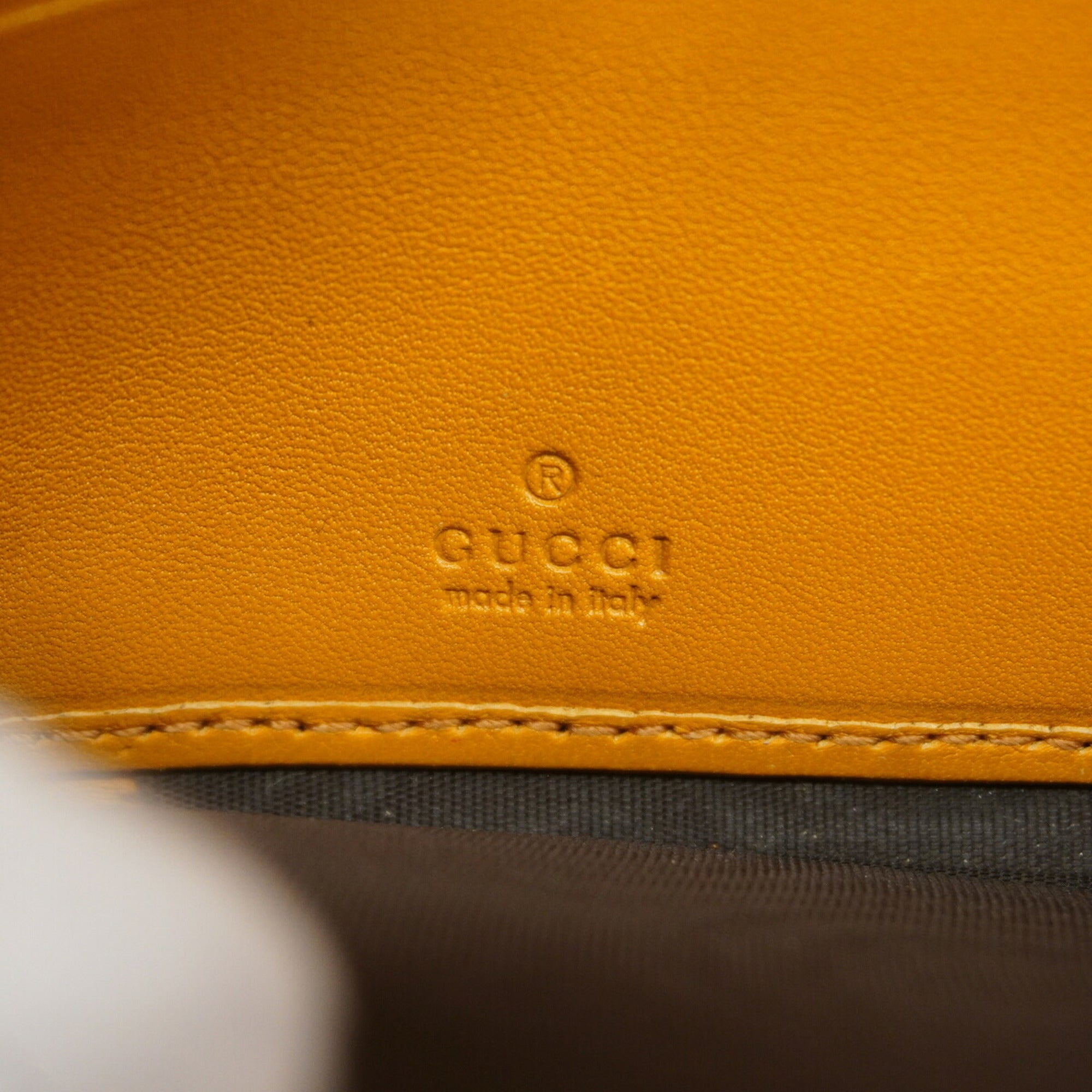 Gucci Yellow Leather Long Wallet (Bi-Fold) (Pre-Owned)
