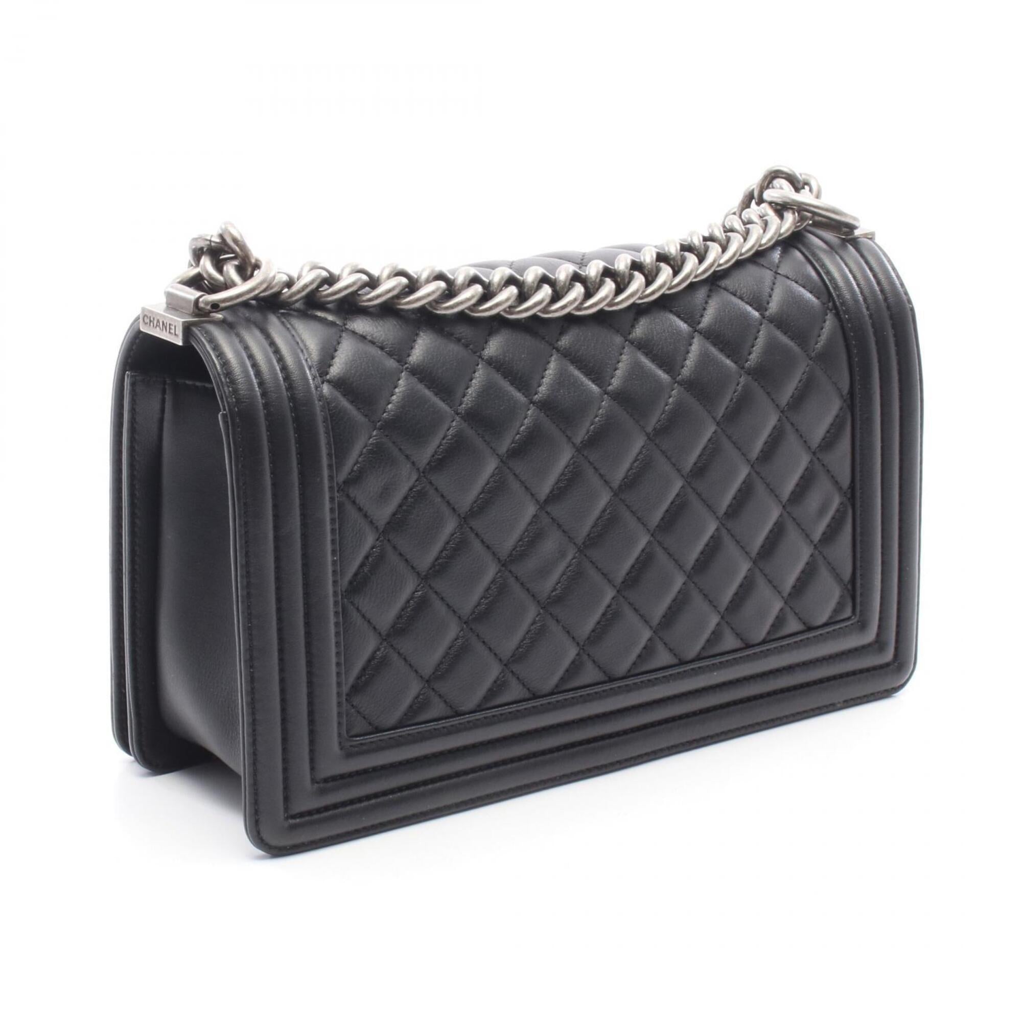Chanel Black Leather Handbag Shoulder Bag (Pre-Owned)