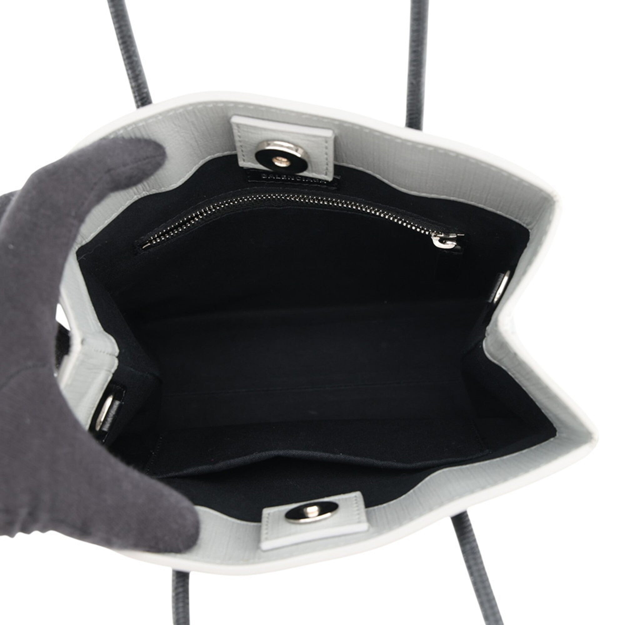 Balenciaga Gray Leather Handbag (Pre-Owned)
