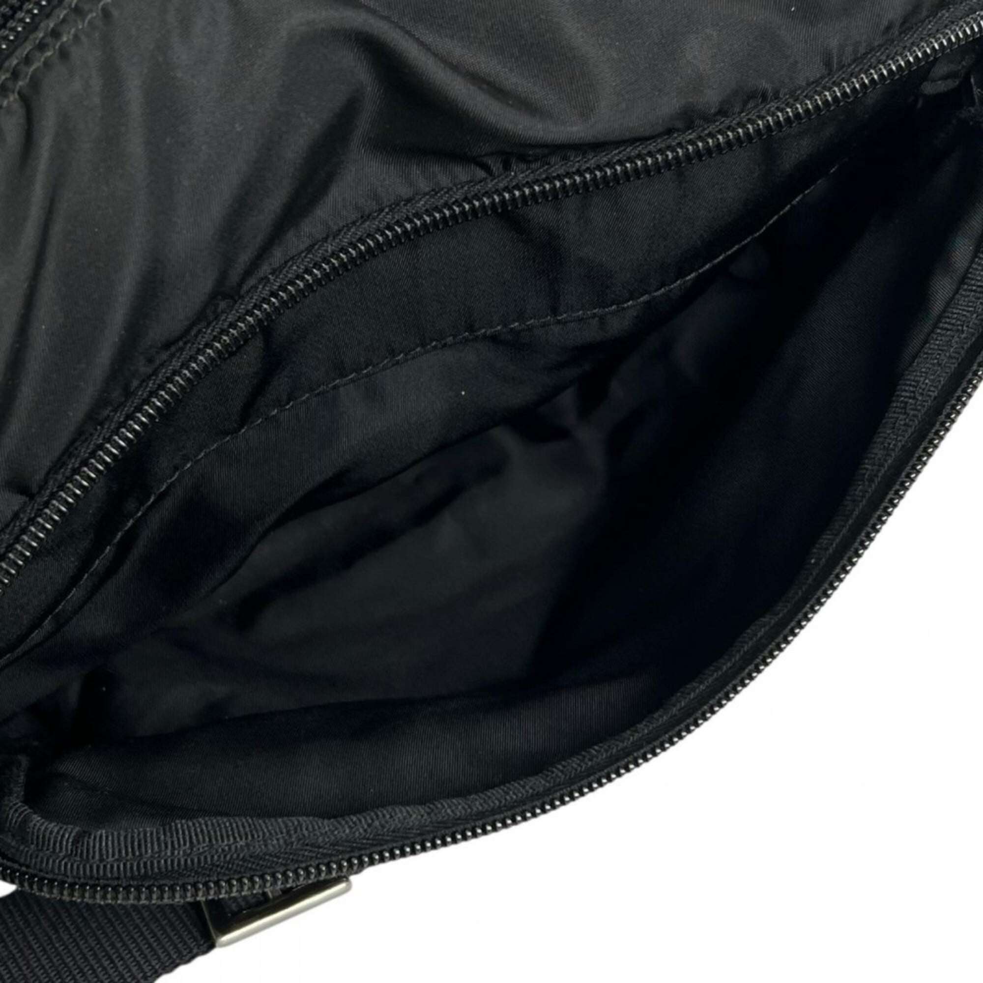 Prada Black Nylon Shoulder Bag (Pre-Owned)