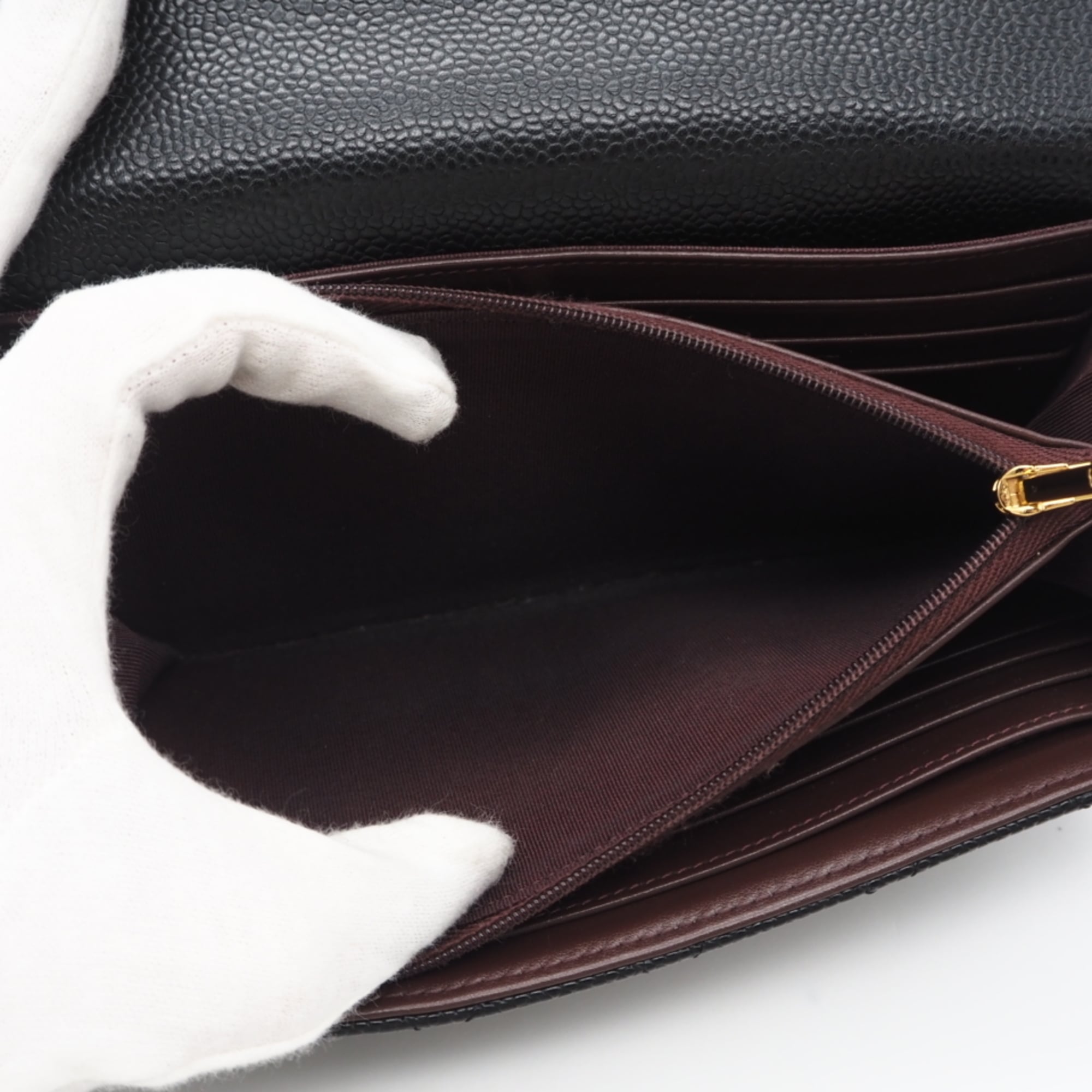 Chanel Black Grained Calfskin Long Wallet (Bi-Fold) (Pre-Owned)