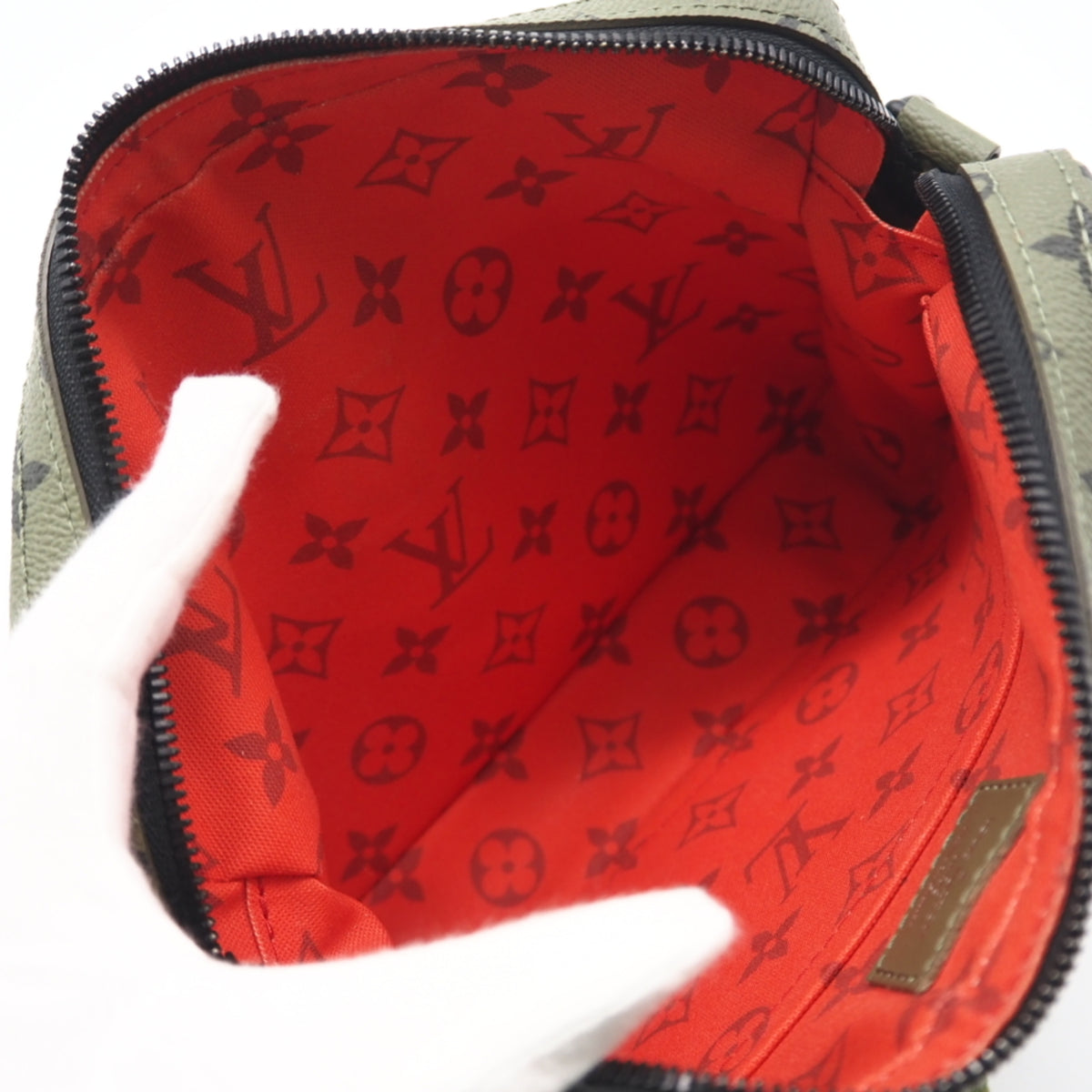 Louis Vuitton Khaki Monogram Red Color Monogram Pouch Shoulder Bag (Pre-Owned)
