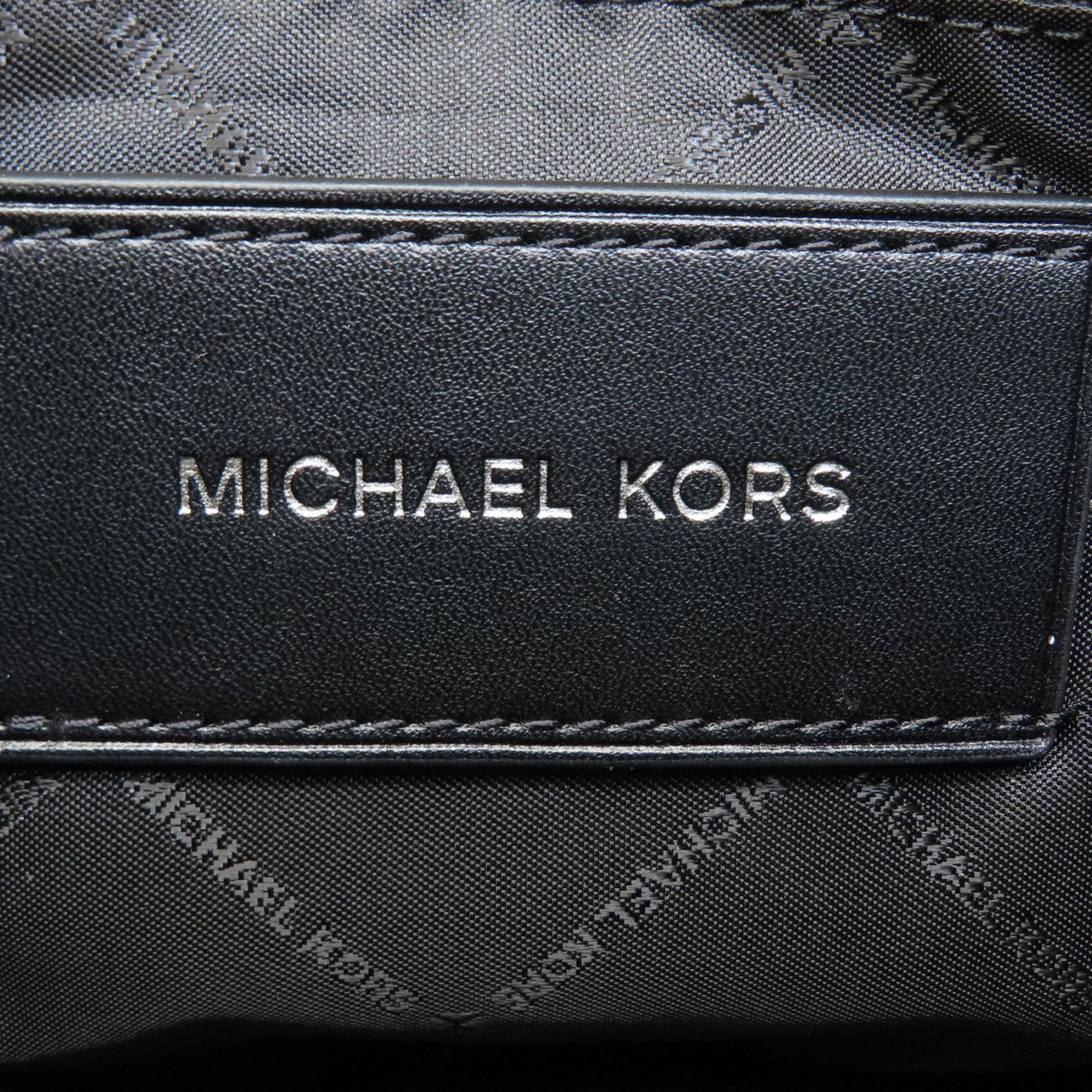 Michael Kors Beige Black Leather Shoulder Bag (Pre-Owned)