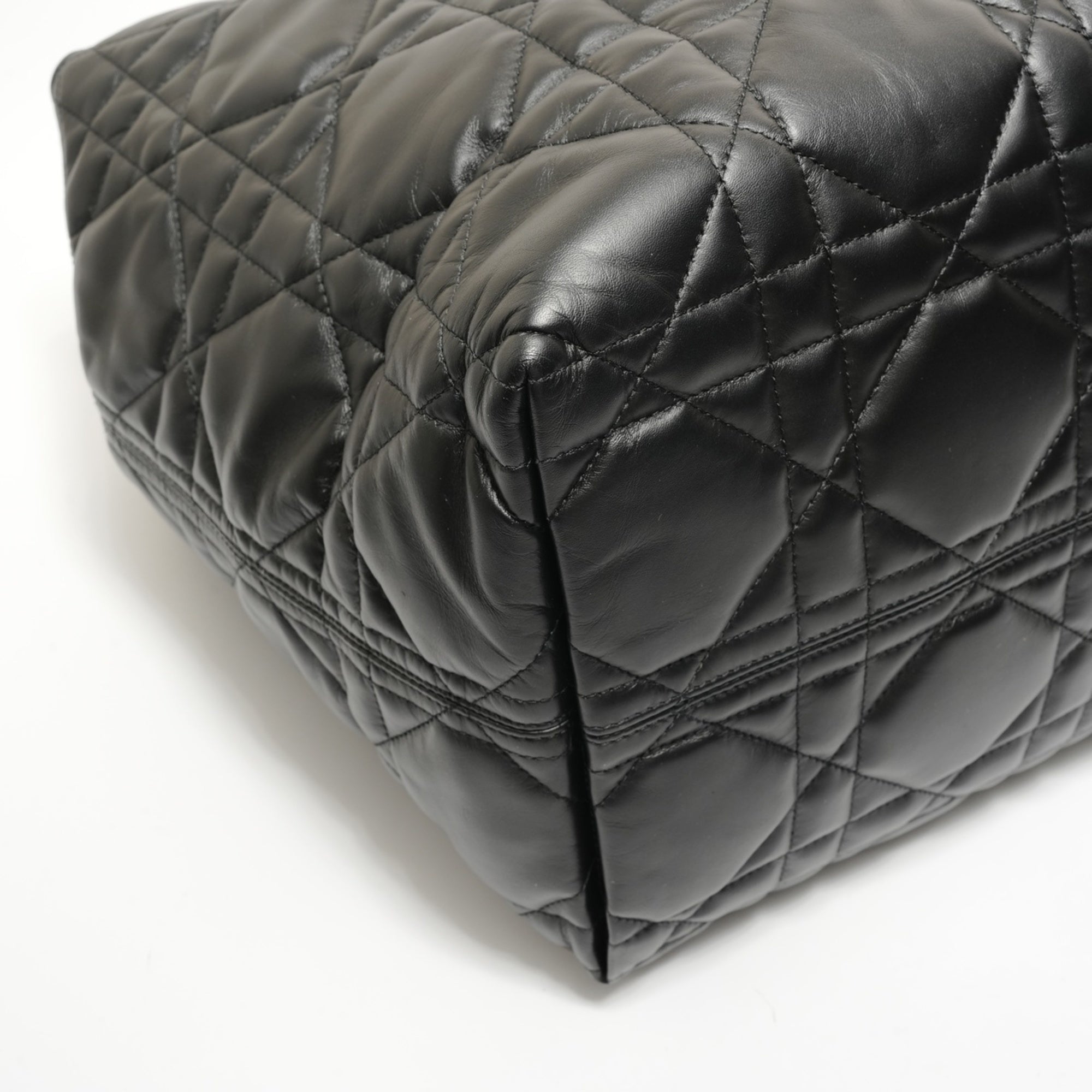 Christian Dior Black Leather Tote Bag (Pre-Owned)