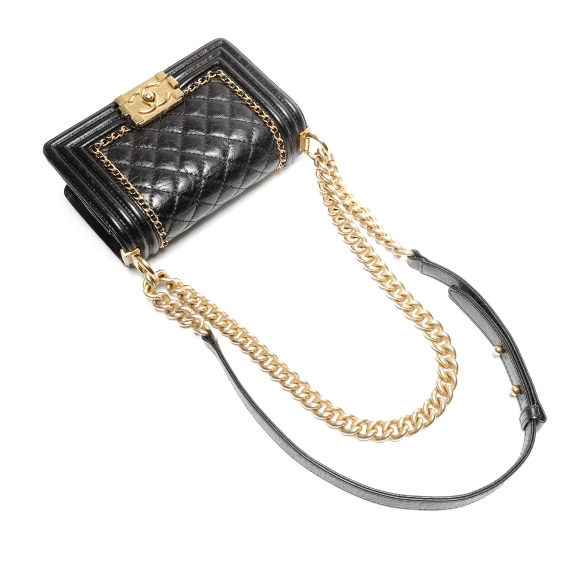 Chanel Black Shoulder Bag (Pre-Owned)