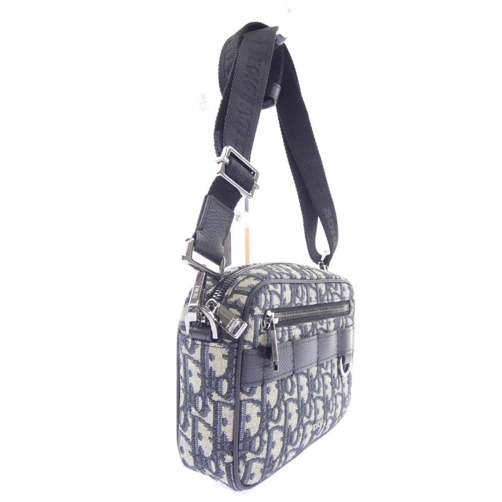 Christian Dior Navy Handbag (Pre-Owned)