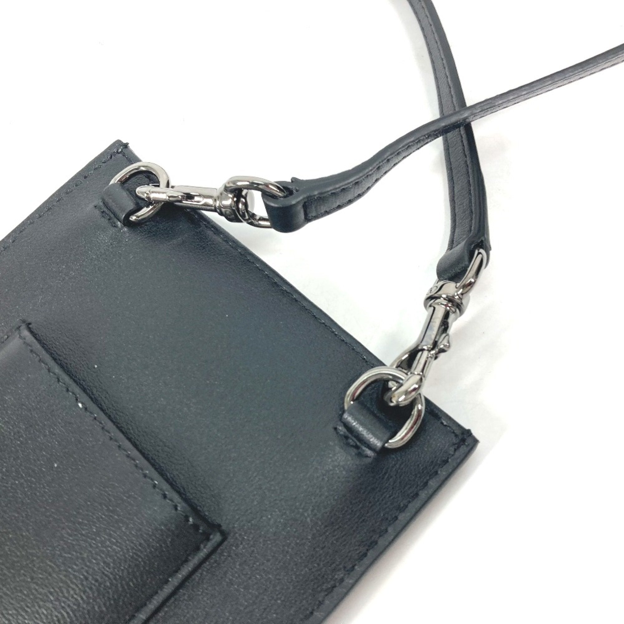 Valentino Black Leather Shoulder Bag (Pre-Owned)
