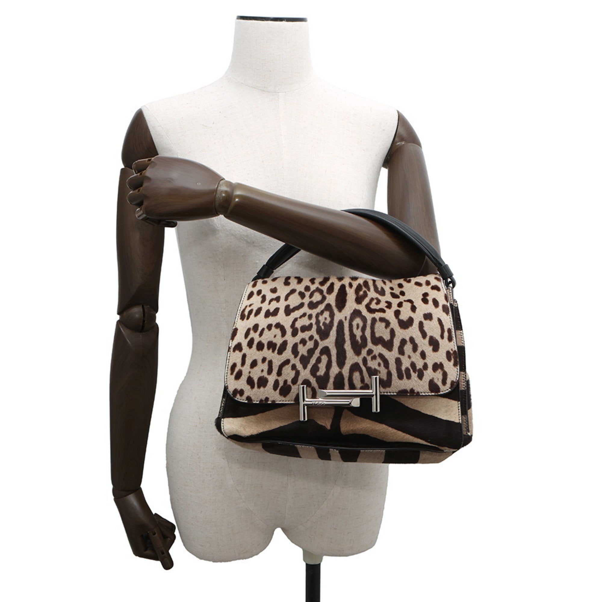 Tod's Brown Leather Handbag Shoulder Bag (Pre-Owned)