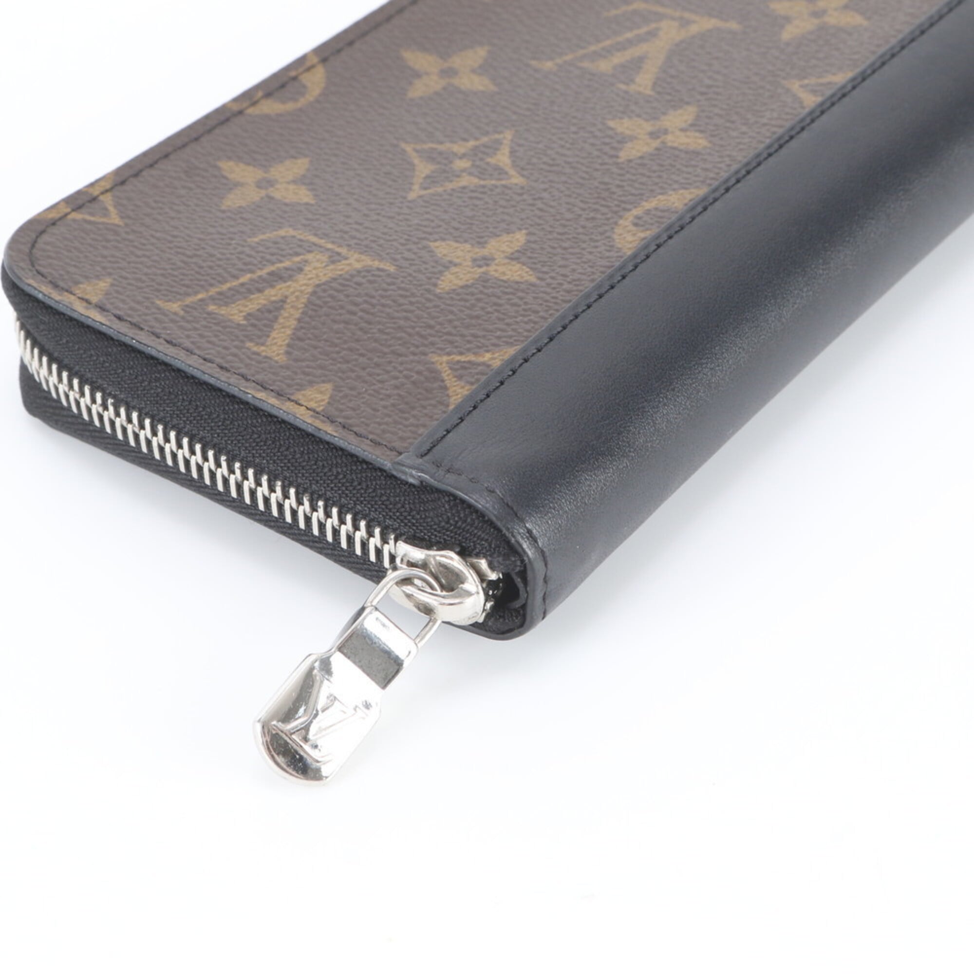 Louis Vuitton Black Brown Leather Coated Canvas Long Wallet (Bi-Fold) (Pre-Owned)