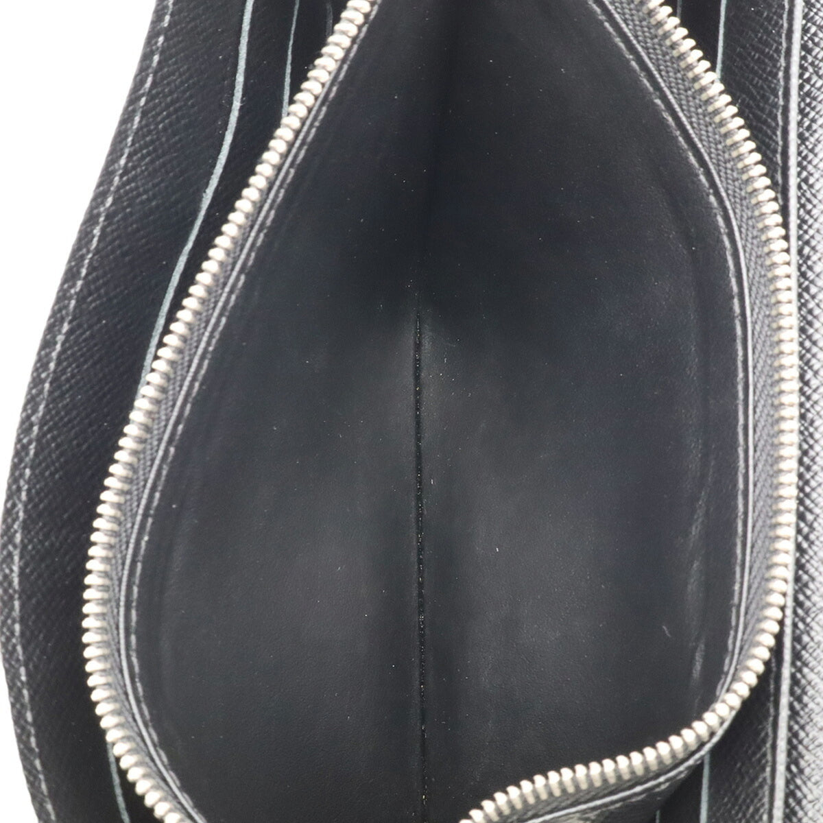 Louis Vuitton Black Noir Epi Leather Long Wallet (Bi-Fold) (Pre-Owned)