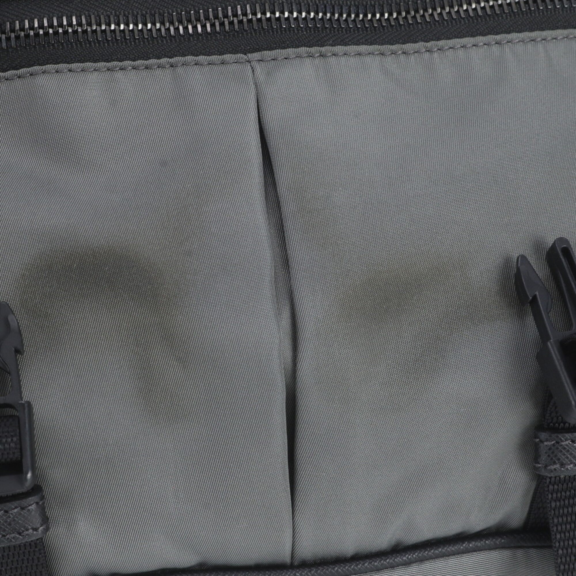 Prada Black Gray Leather Nylon Messenger Bag Shoulder Bag (Pre-Owned)