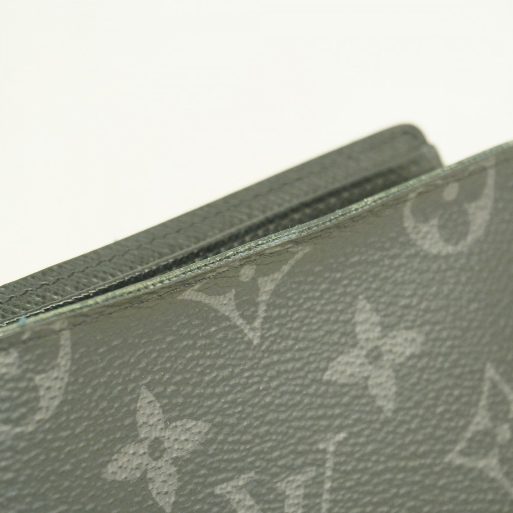 Louis Vuitton Black Bill Wallet (Bi-Fold) (Pre-Owned)