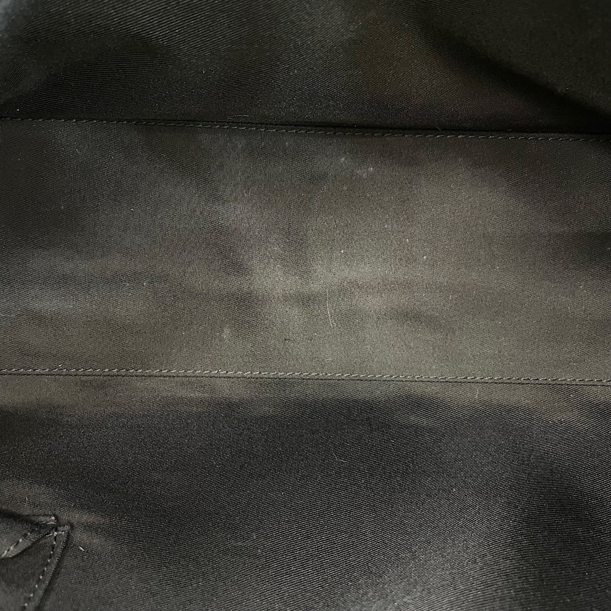 Gucci Black Shoulder Bag (Pre-Owned)