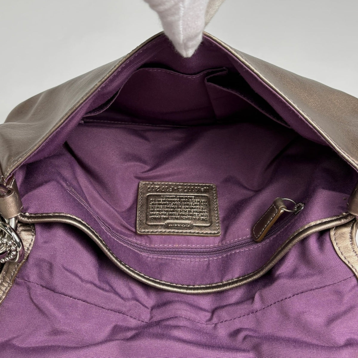 Coach Gold Leather Shoulder Bag (Pre-Owned)