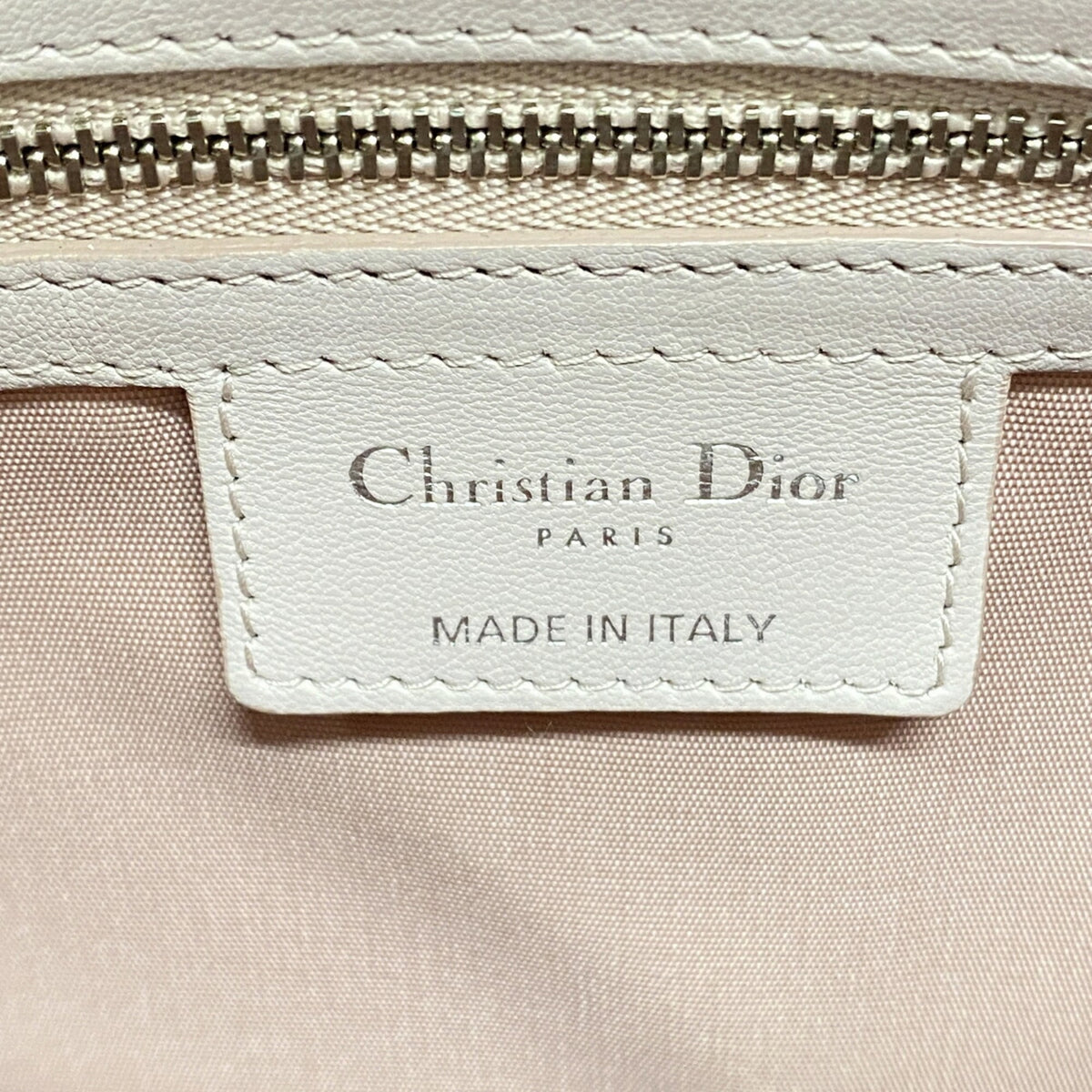 Christian Dior Pink Leather Handbag (Pre-Owned)