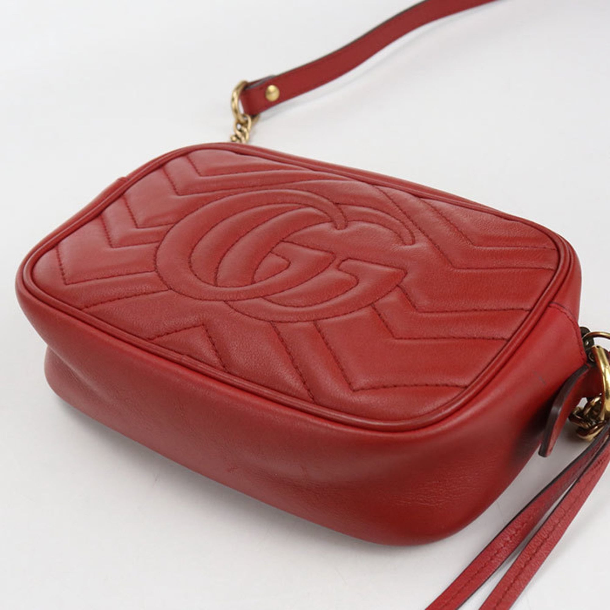 Gucci Red Color Leather Shoulder Bag (Pre-Owned)