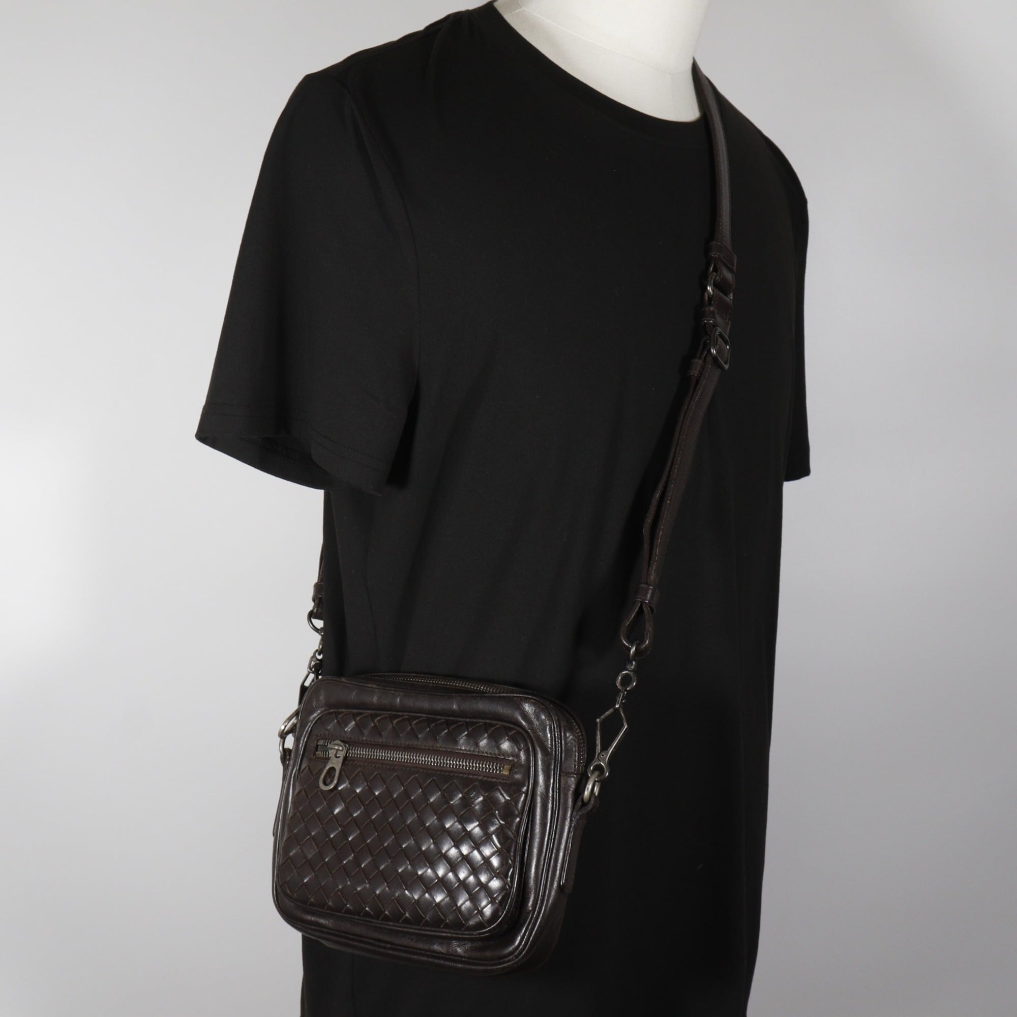 Bottega Veneta Brown Intrecciato Shoulder Bag (Pre-Owned)