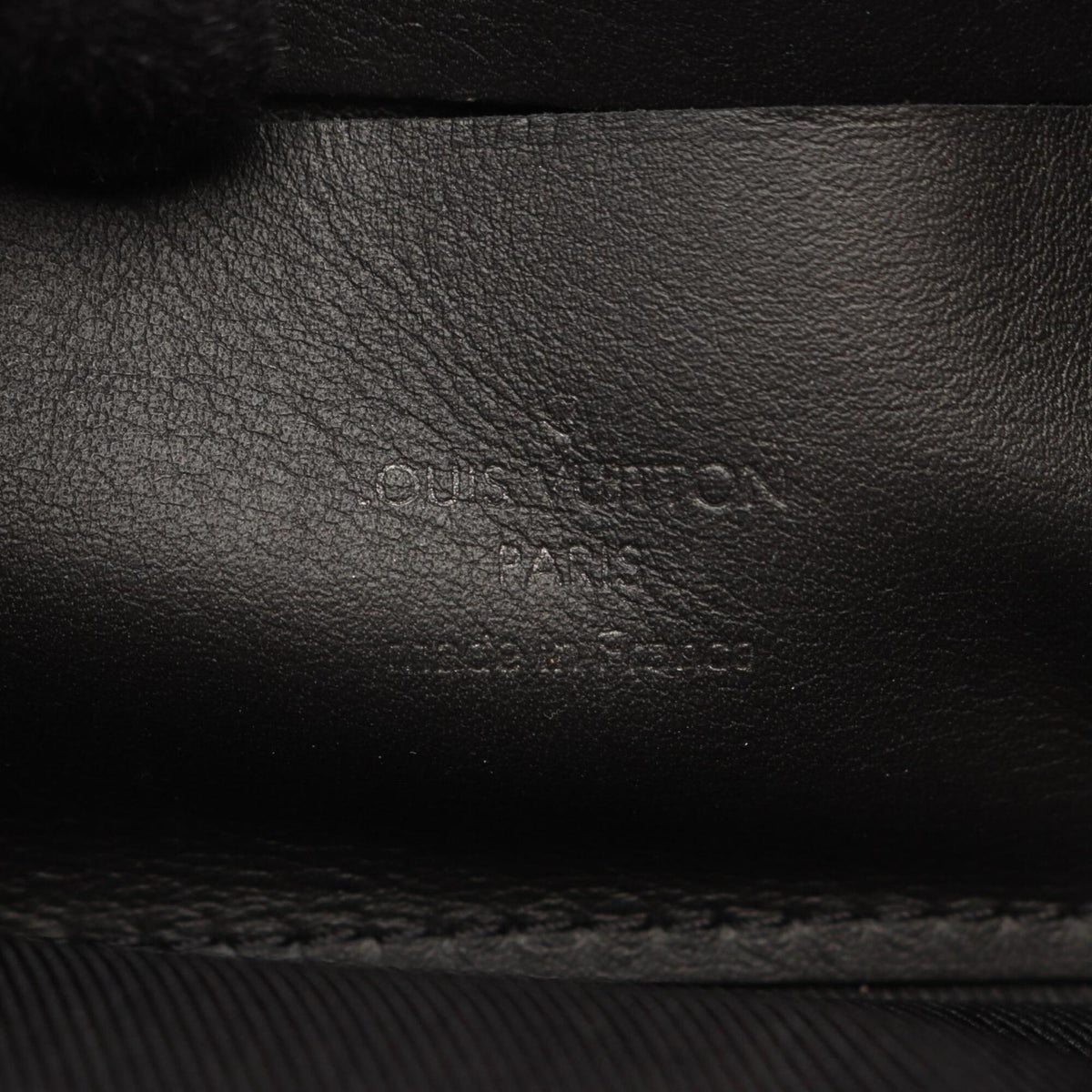 Louis Vuitton Black Noir Monogram Leather Clutch Bag Handbag (Pre-Owned)