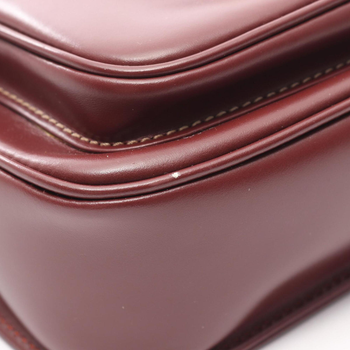 Cartier Bordeaux Leather Shoulder Bag (Pre-Owned)