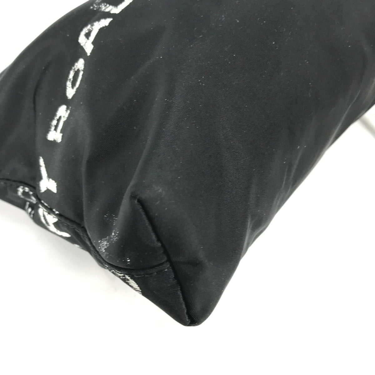 Burberry Black Cloth Clutch Bag (Pre-Owned)