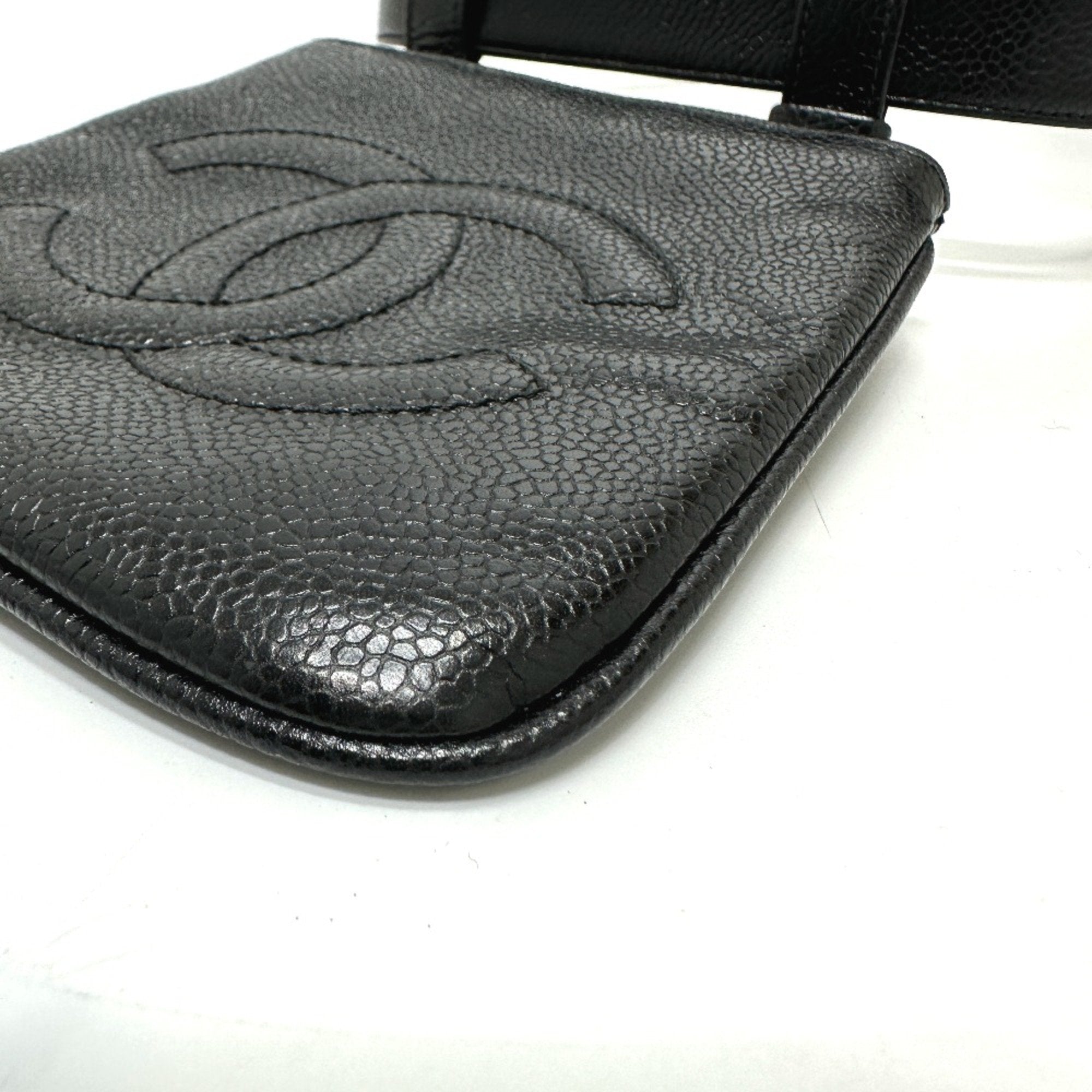 Chanel Black Leather Pouch (Pre-Owned)