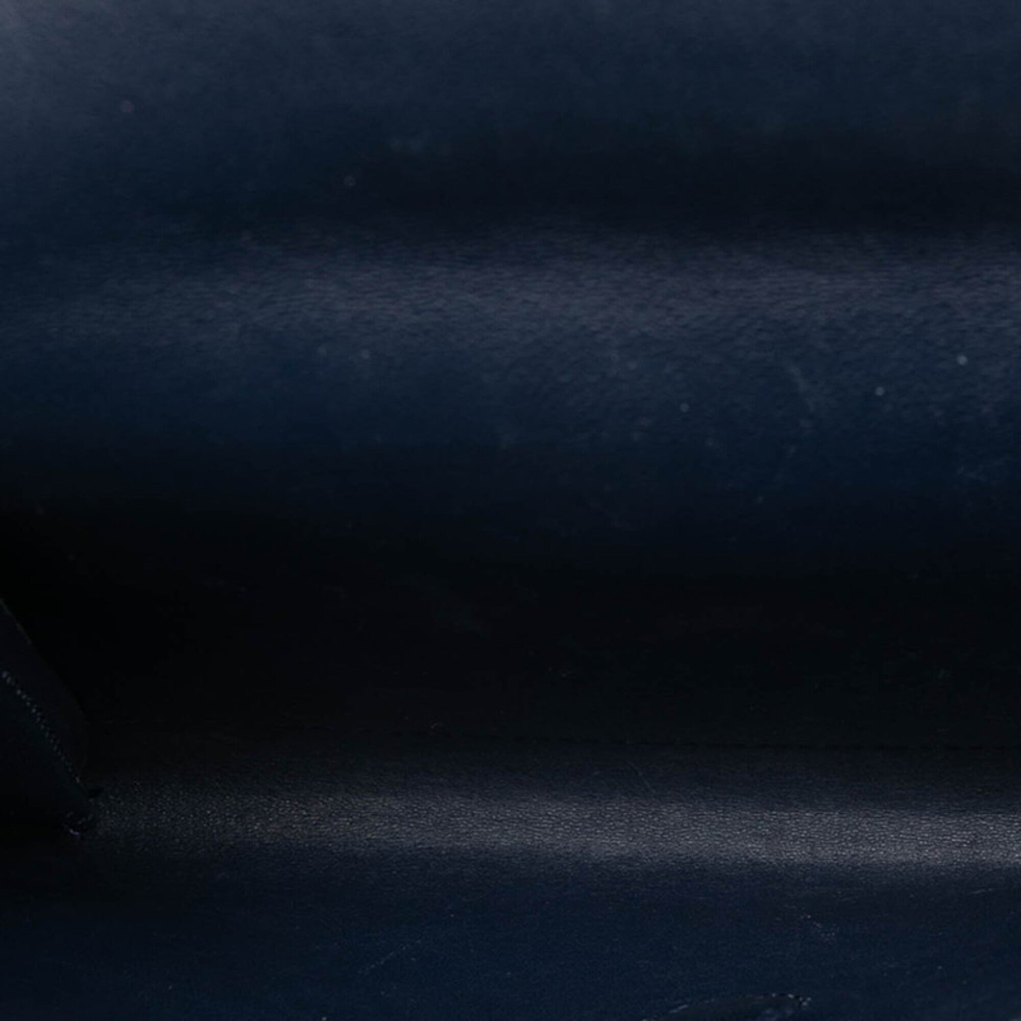 Prada Navy Leather Shoulder Bag (Pre-Owned)