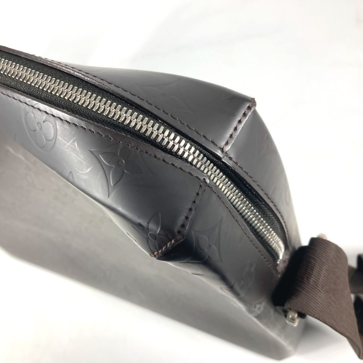 Louis Vuitton Brown Leather Shoulder Bag (Pre-Owned)