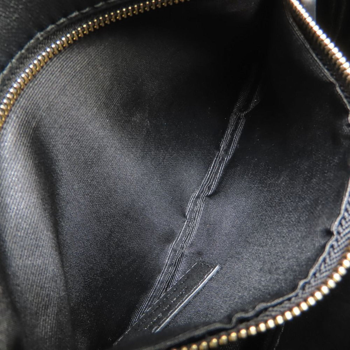 Yves Saint Laurent Black Shoulder Bag (Pre-Owned)