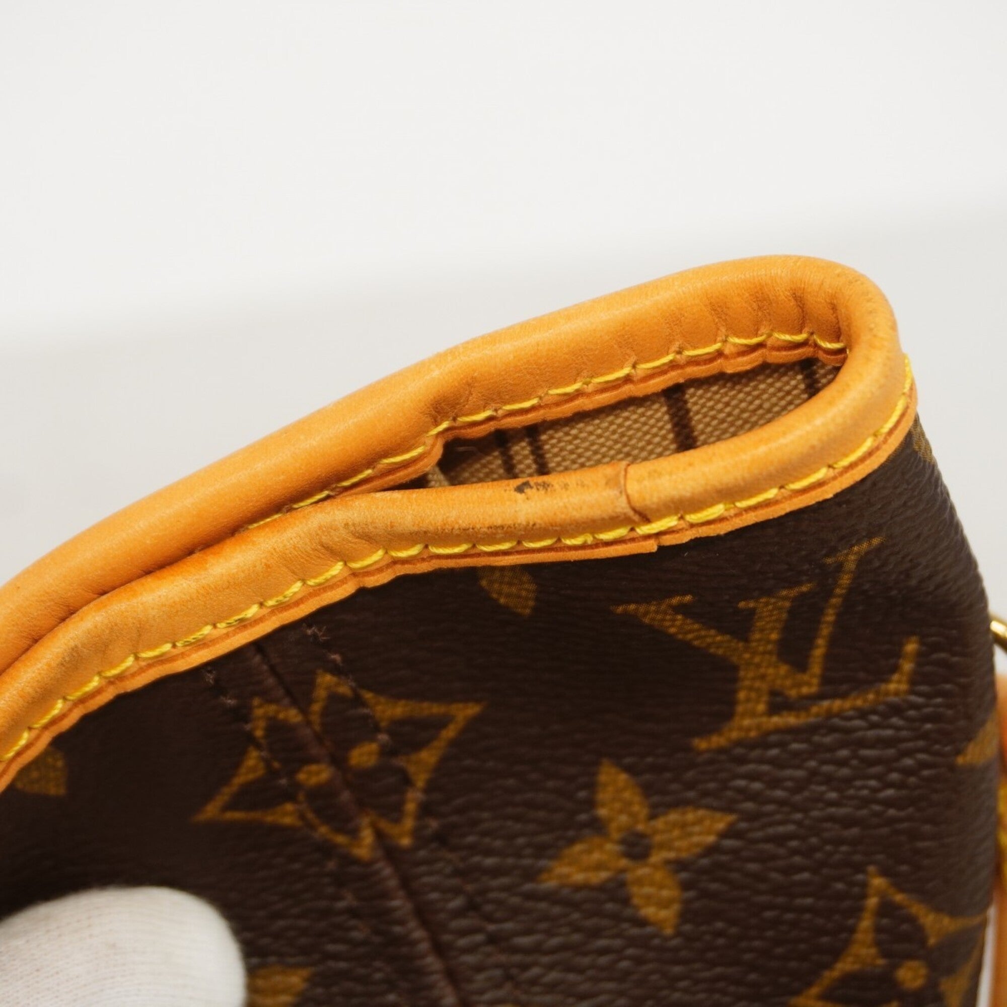 Louis Vuitton Brown Tote Bag (Pre-Owned)