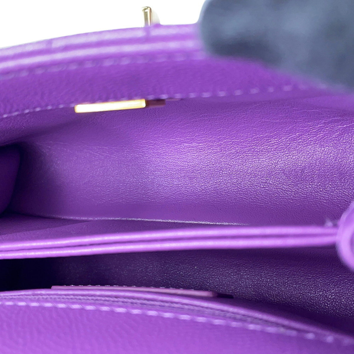 Chanel Matelasse Purple Grained Calfskin Handbag (Pre-Owned)