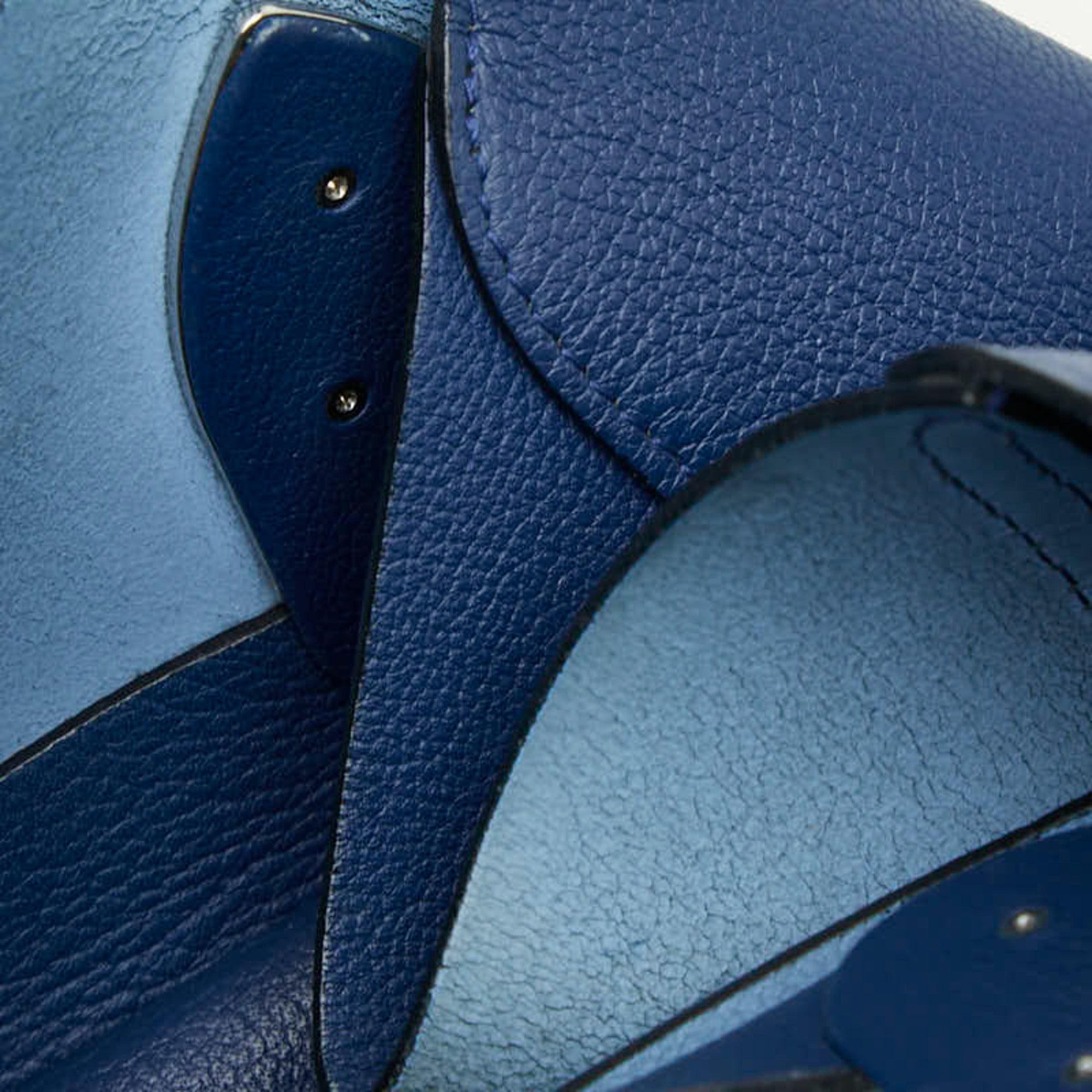 Christian Dior Navy Leather Handbag Tote Bag (Pre-Owned)